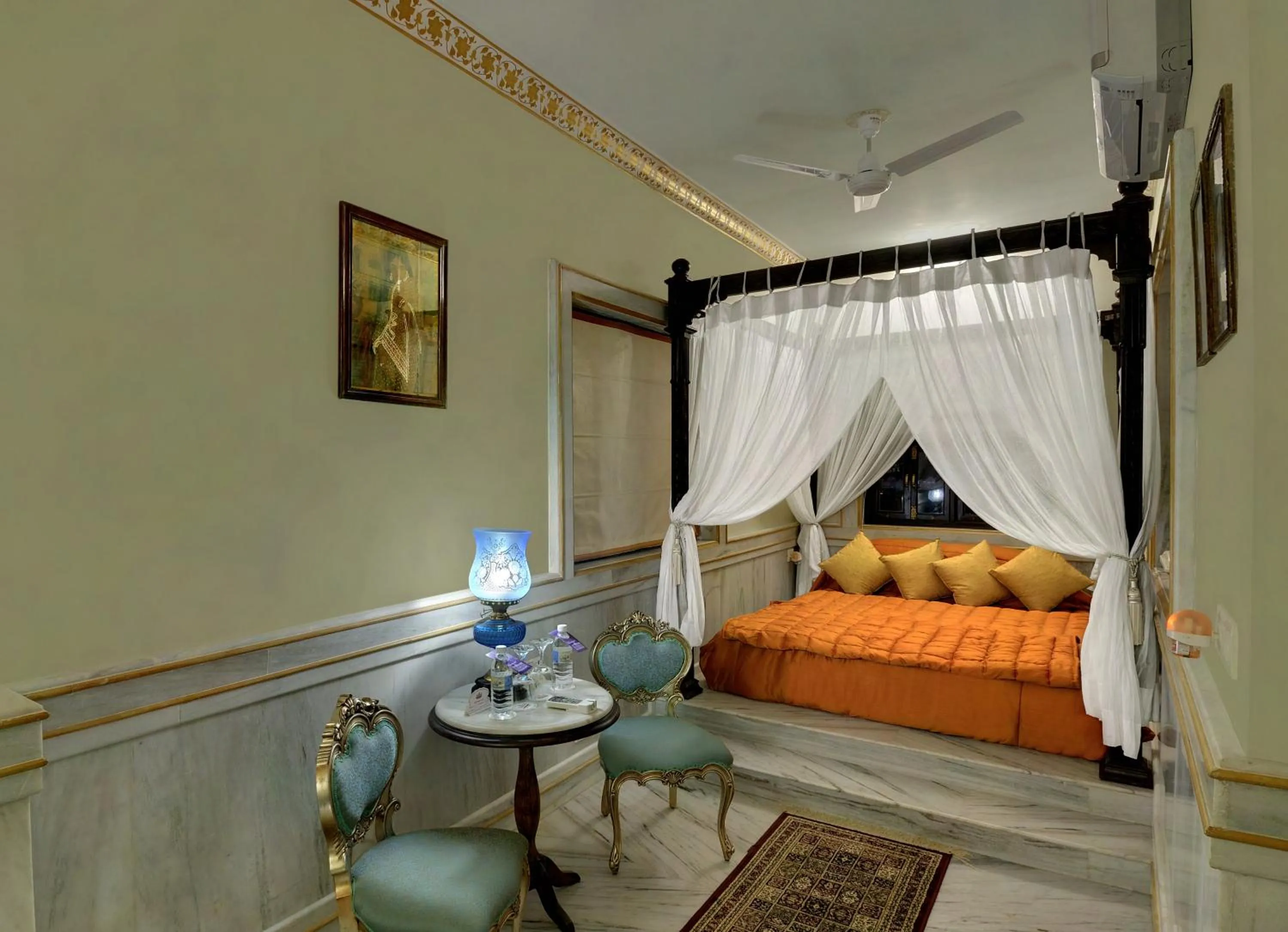 Bedroom, Bed in Hotel Udai Kothi