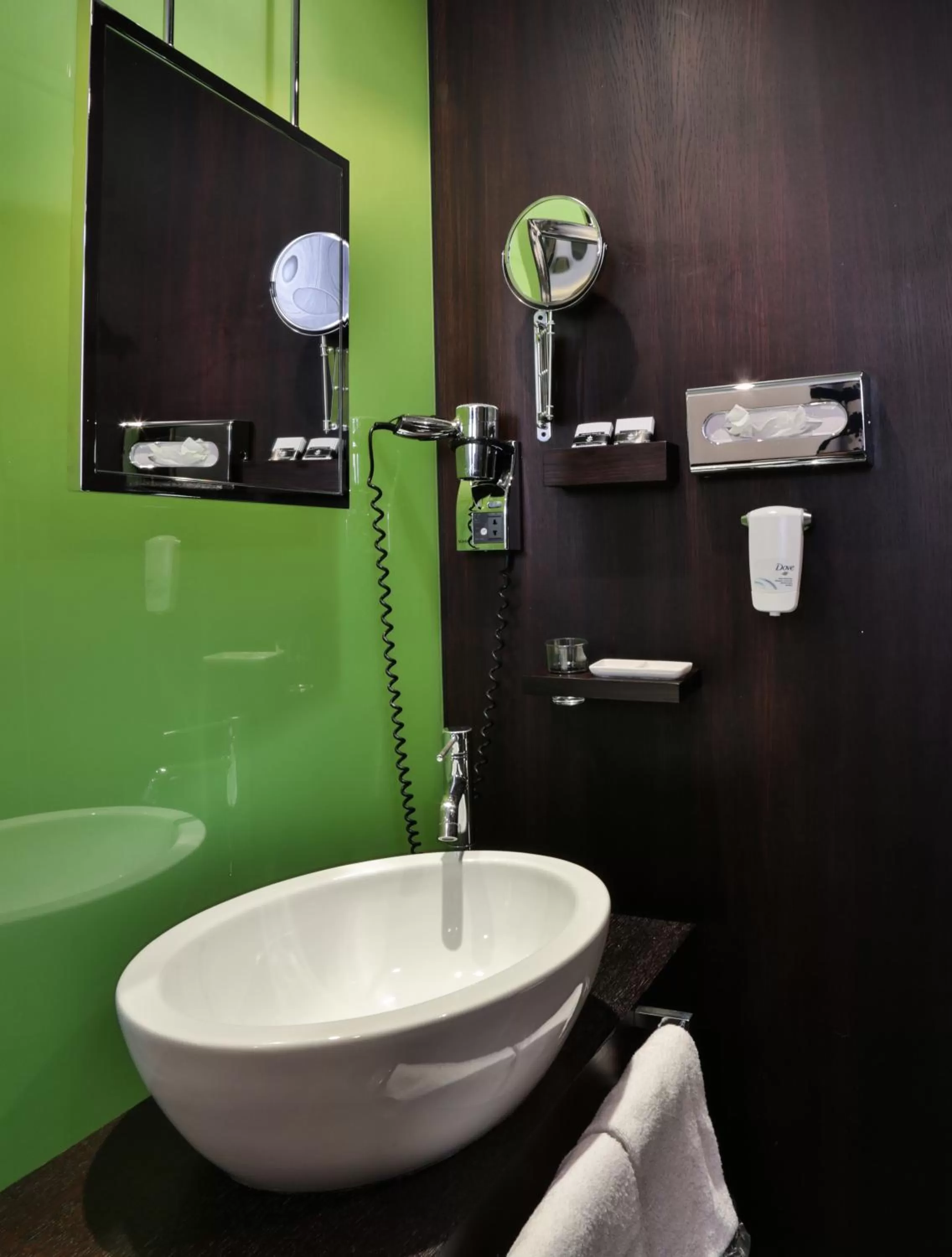 Bathroom in Best Western Cinemusic Hotel