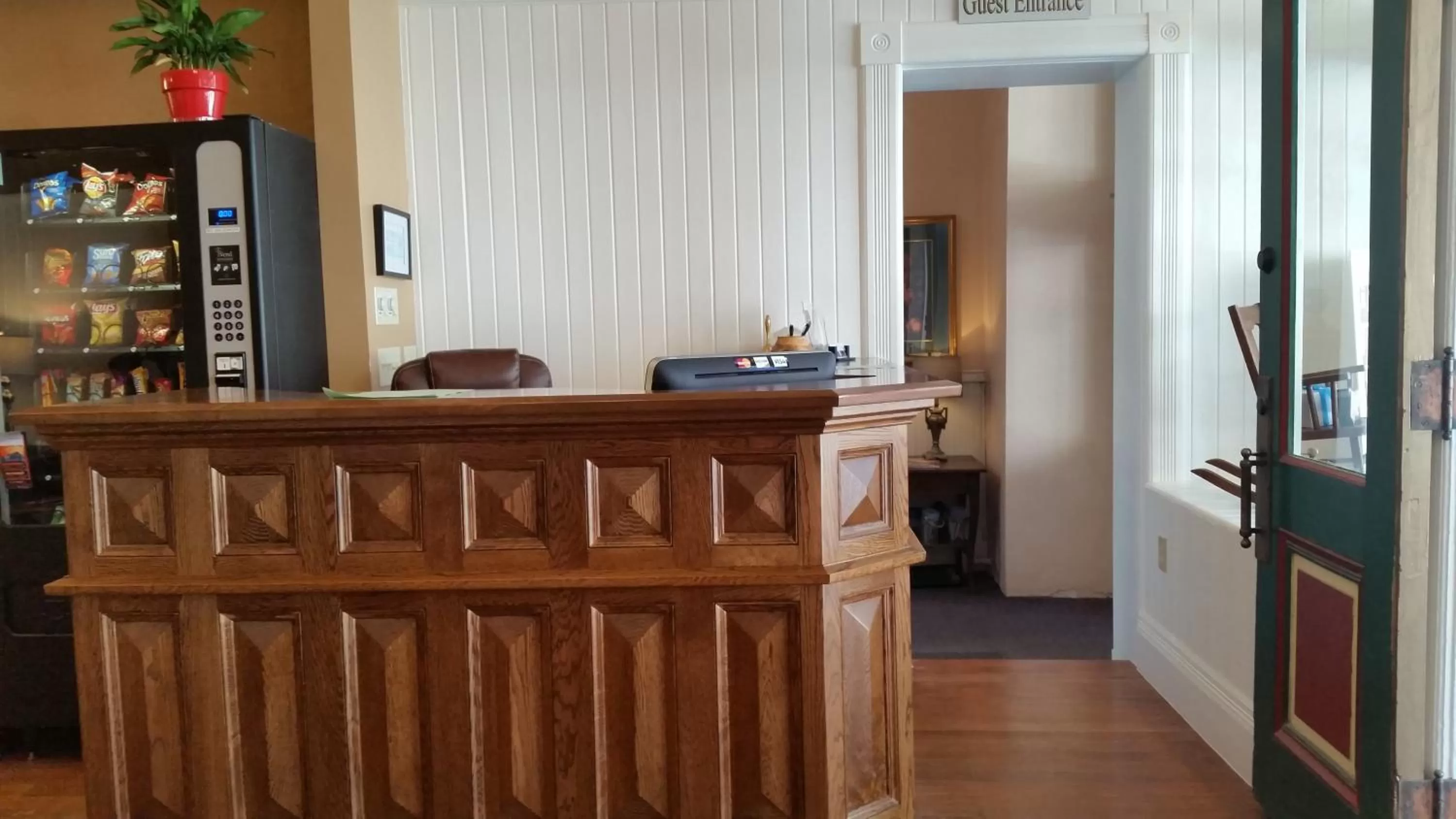 Lobby or reception in Hotel Ouray - for 12 years old and over