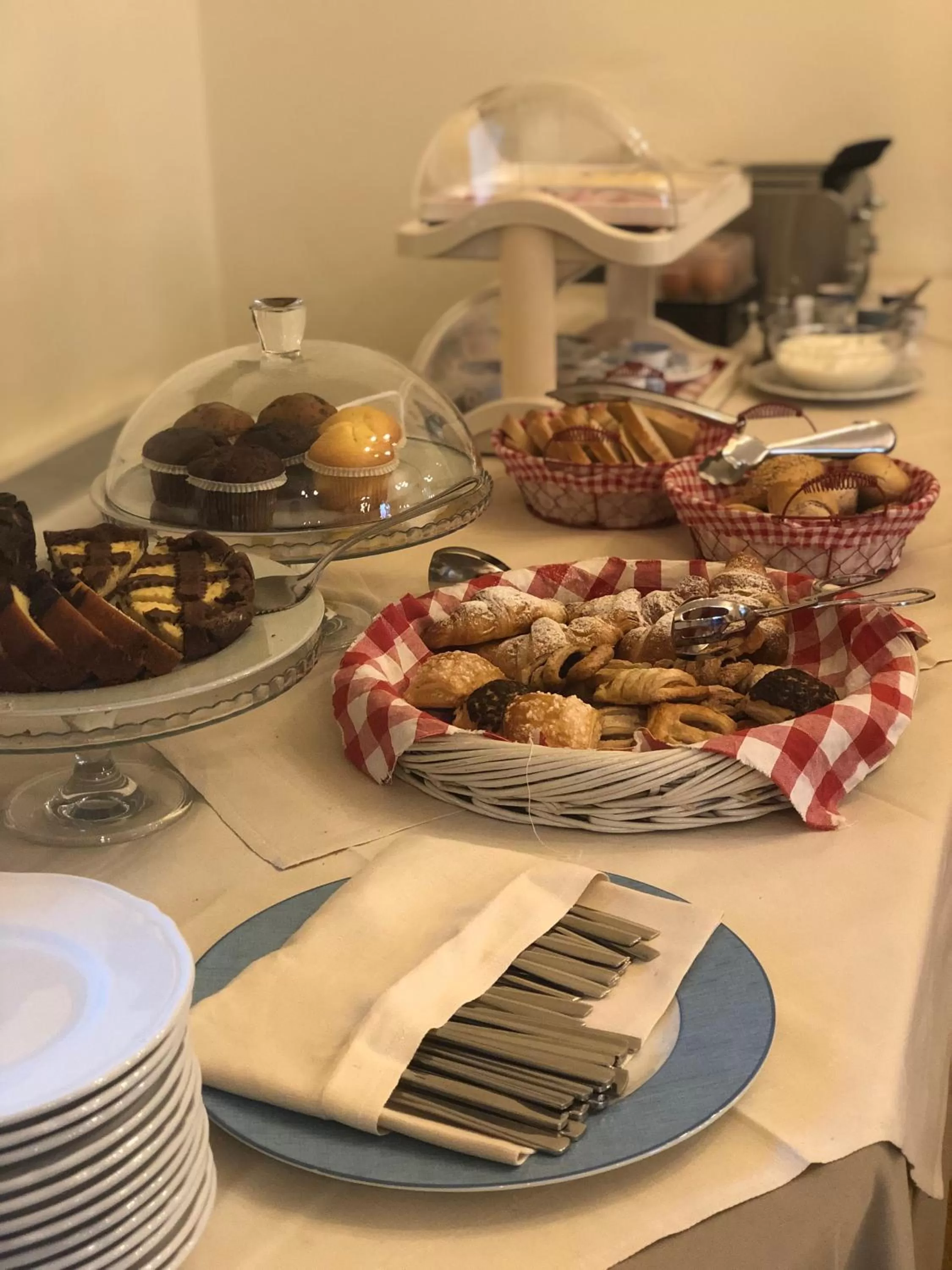 Buffet breakfast in Poggio Degli Olivi