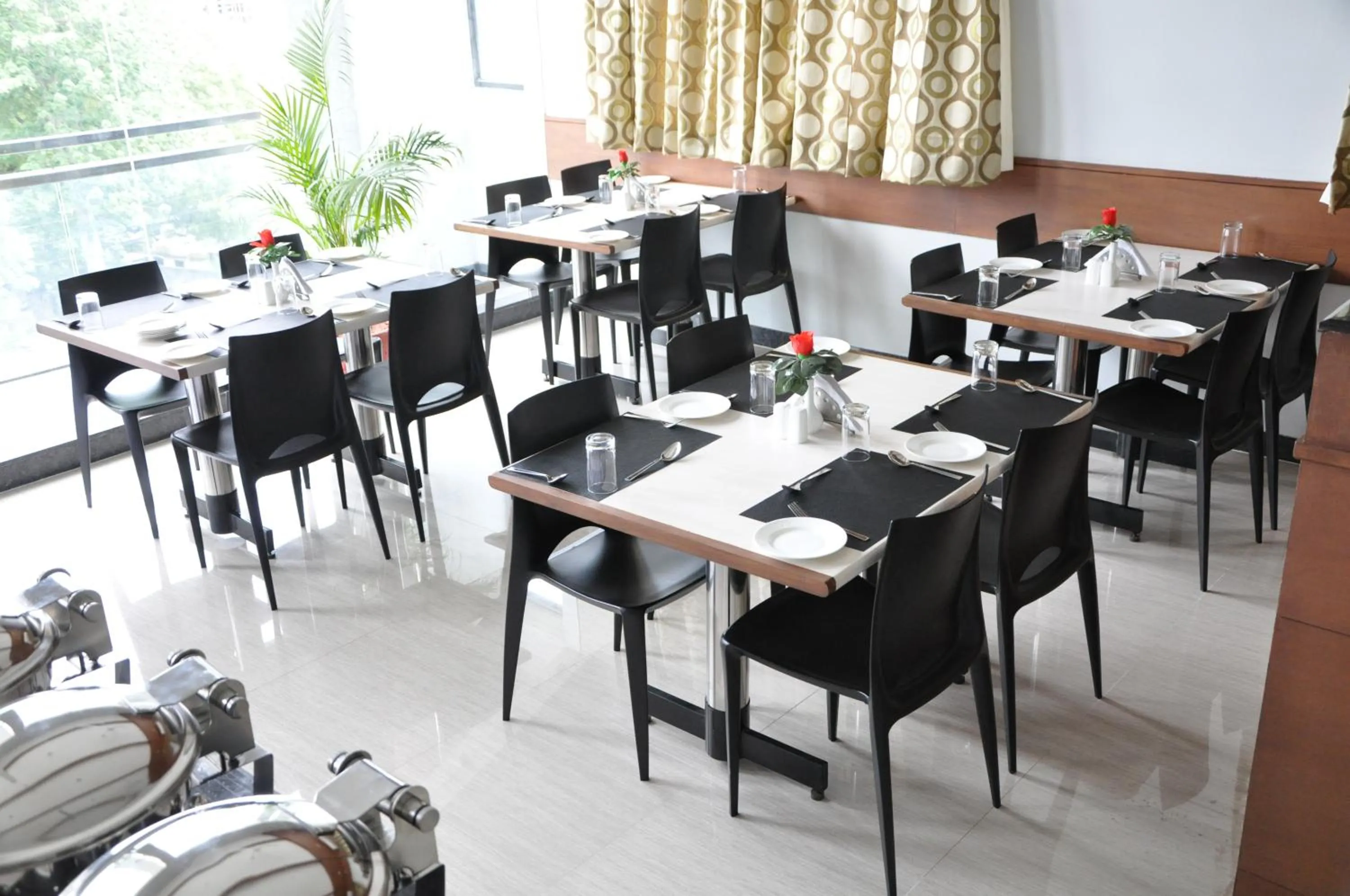 Breakfast in Hotel The Nook