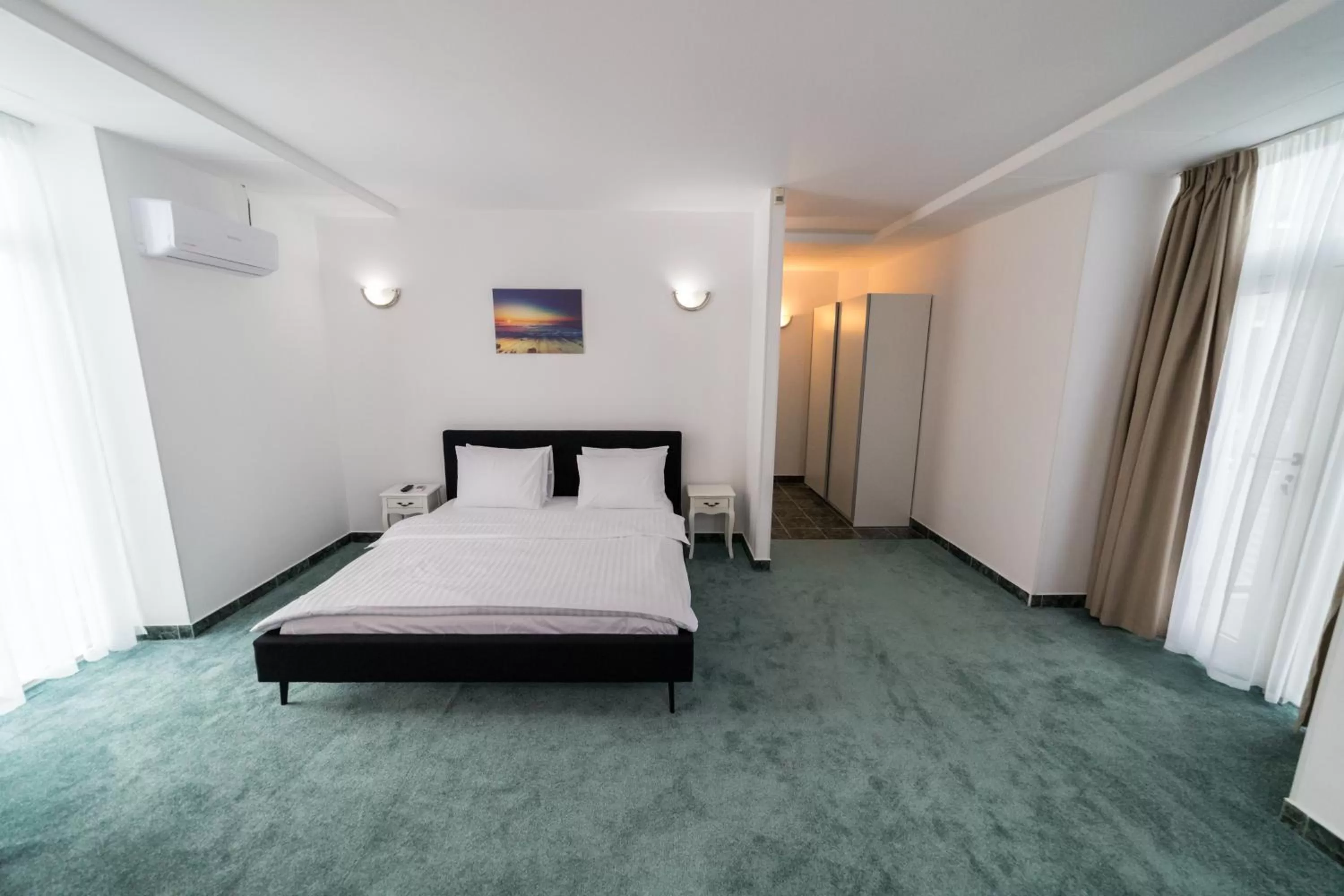 Bed in Avenue Palm Eforie - Avenue Hotels