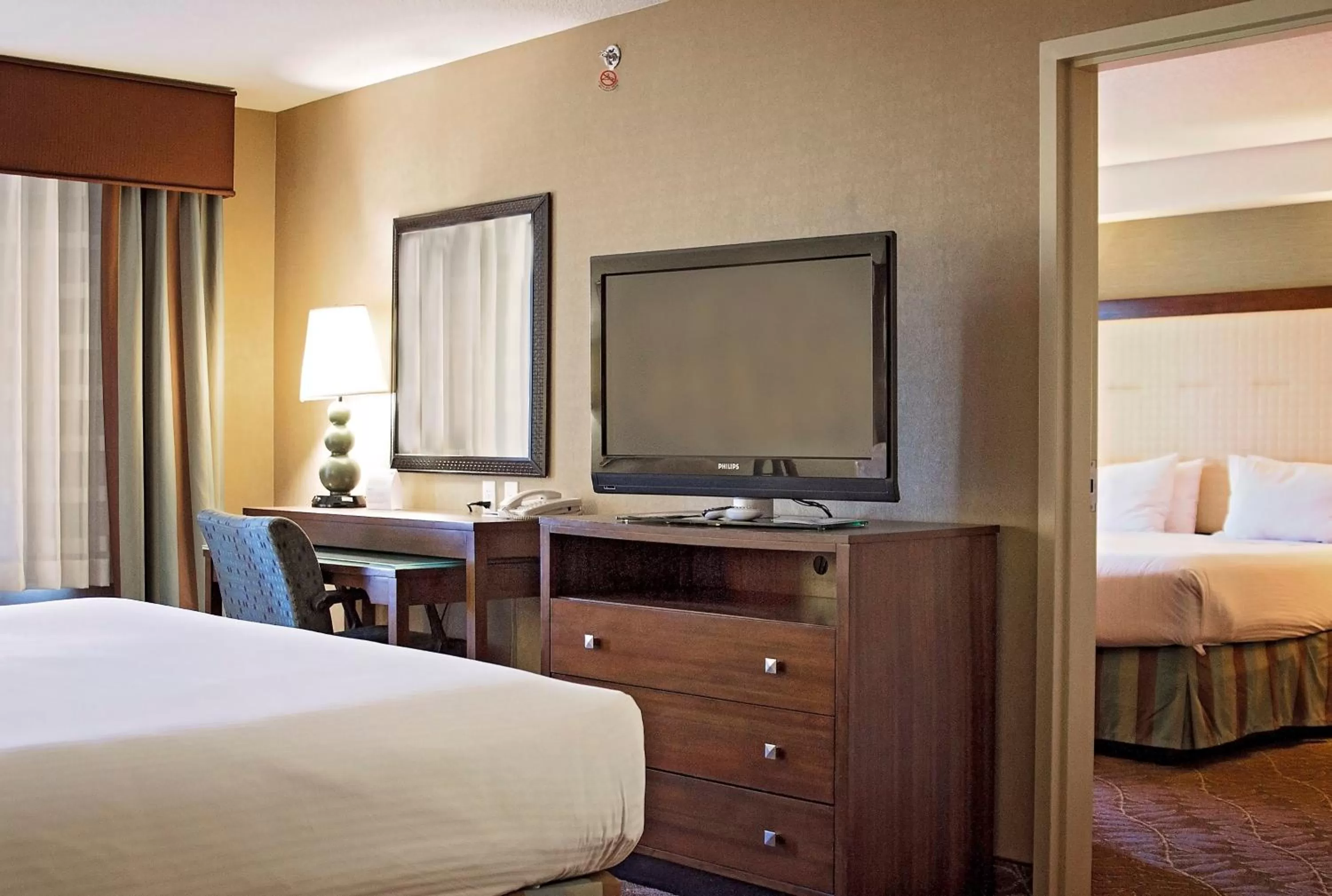 Photo of the whole room, Bed in Holiday Inn Express & Suites Logan by IHG