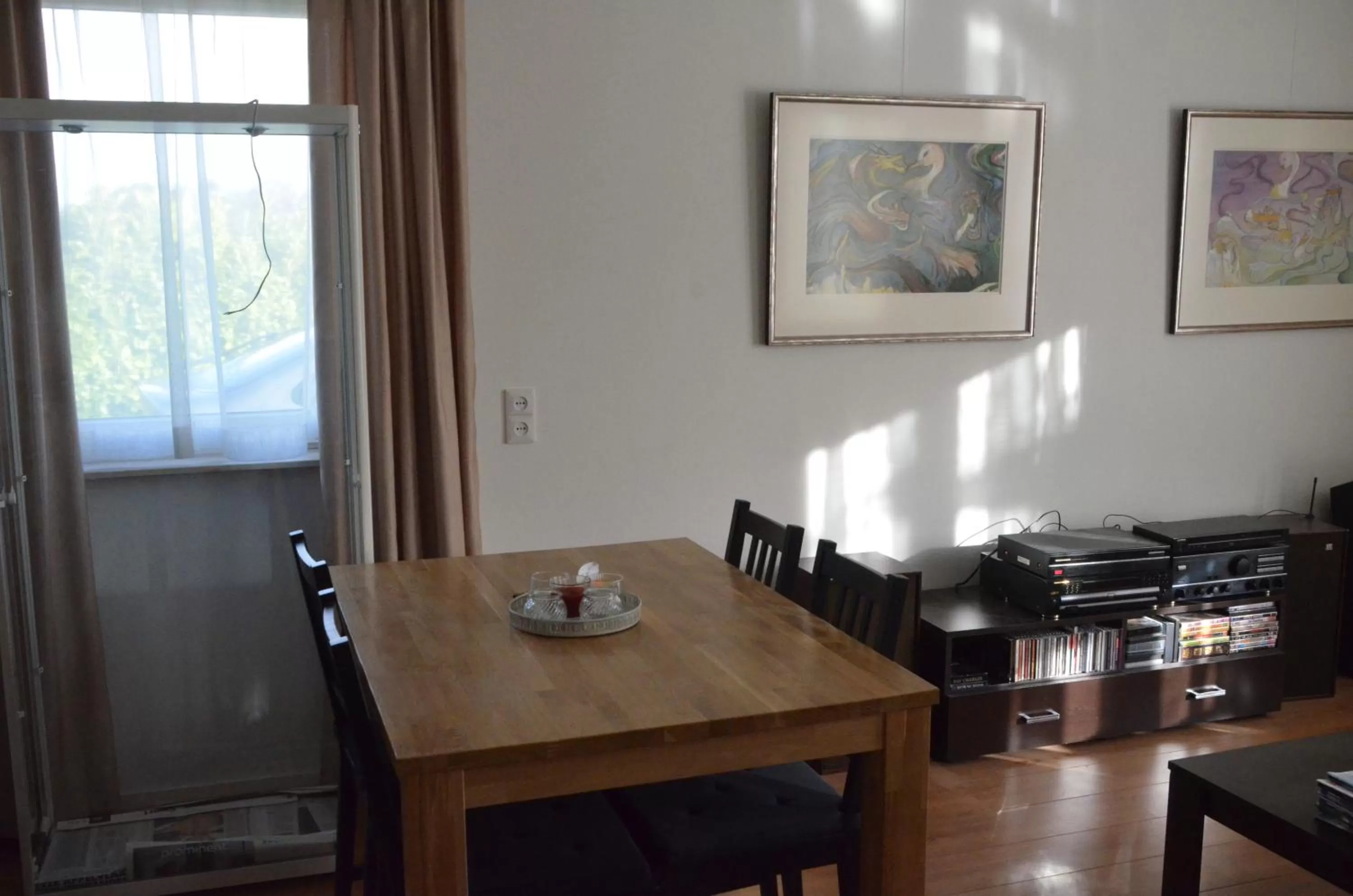 Restaurant/Places to Eat in Het Huisje