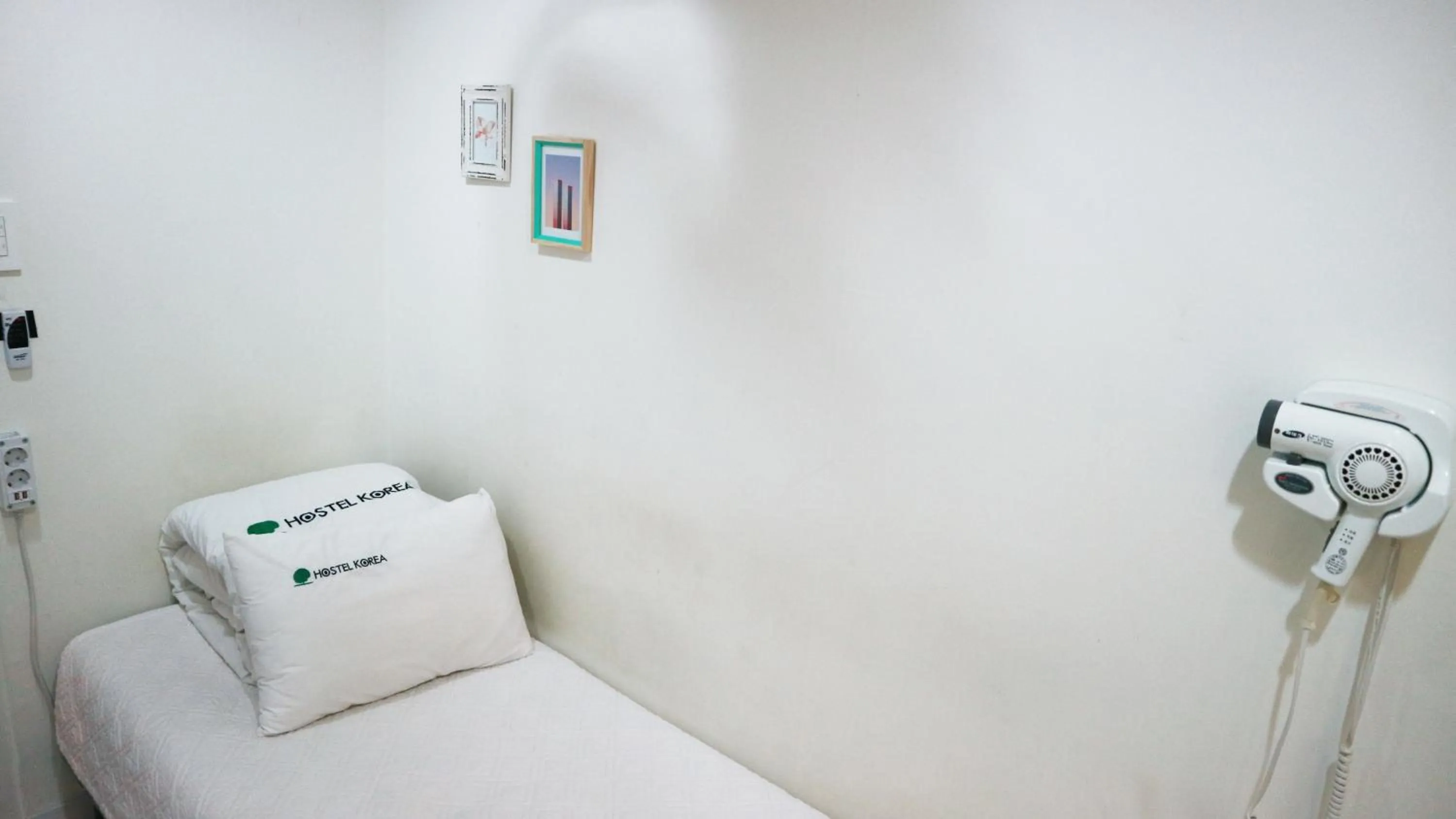 Bed in Hostel Korea - Original