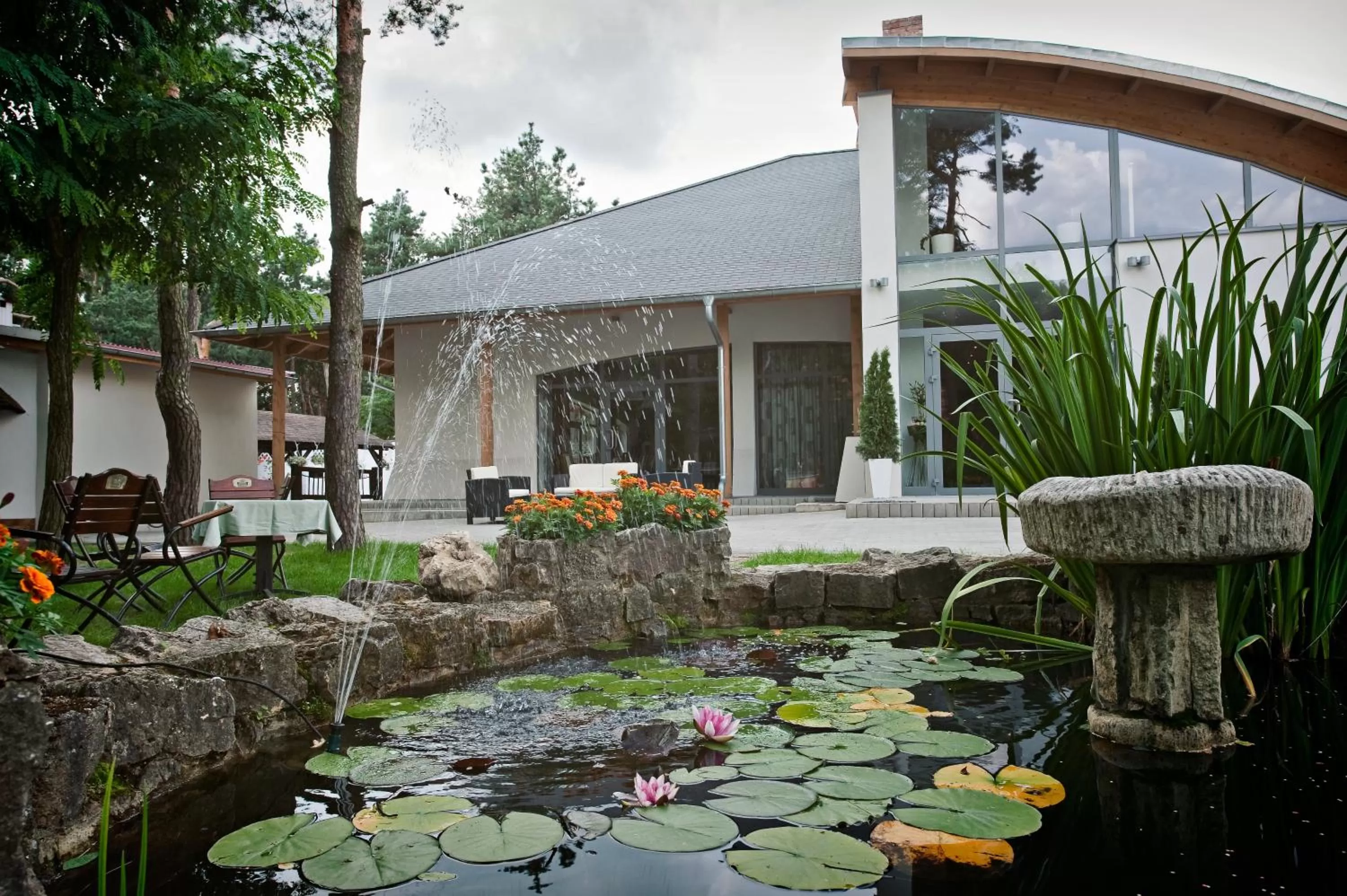 Property building in Dworek Pokoje Gościnne