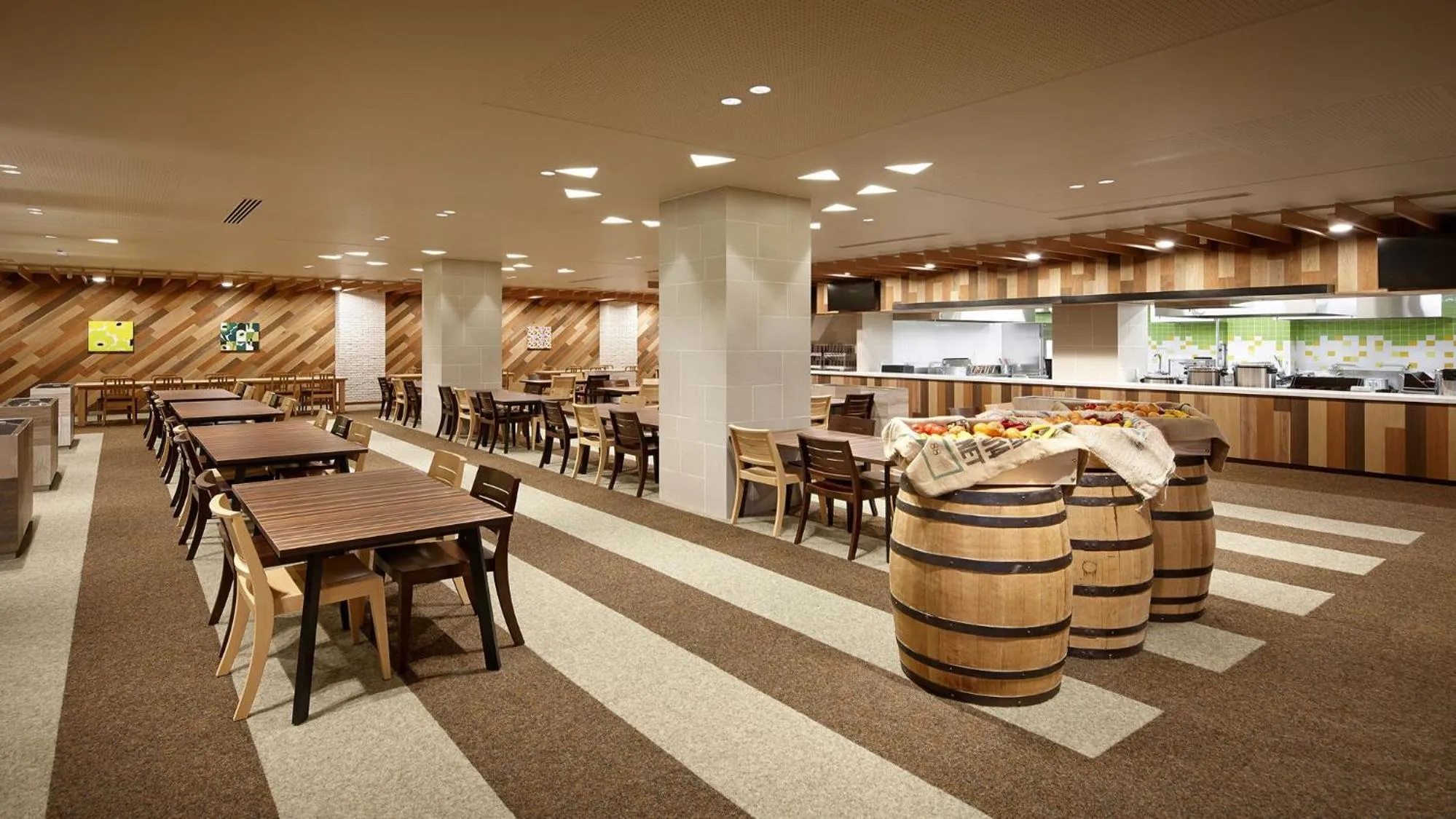 Restaurant/places to eat in Lotte Arai Resort