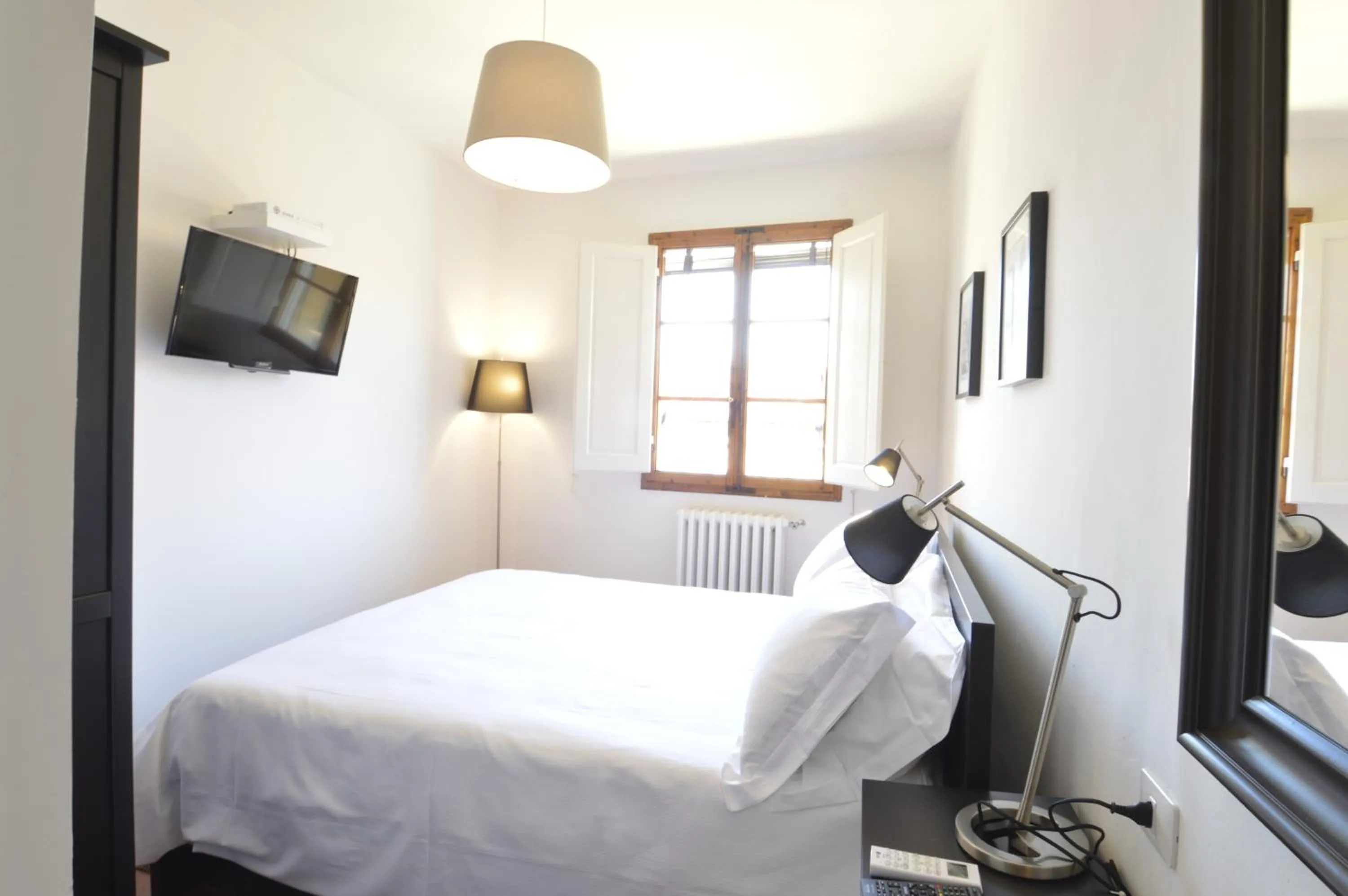 Photo of the whole room, Bed in Toscanelli Residenza d'Epoca