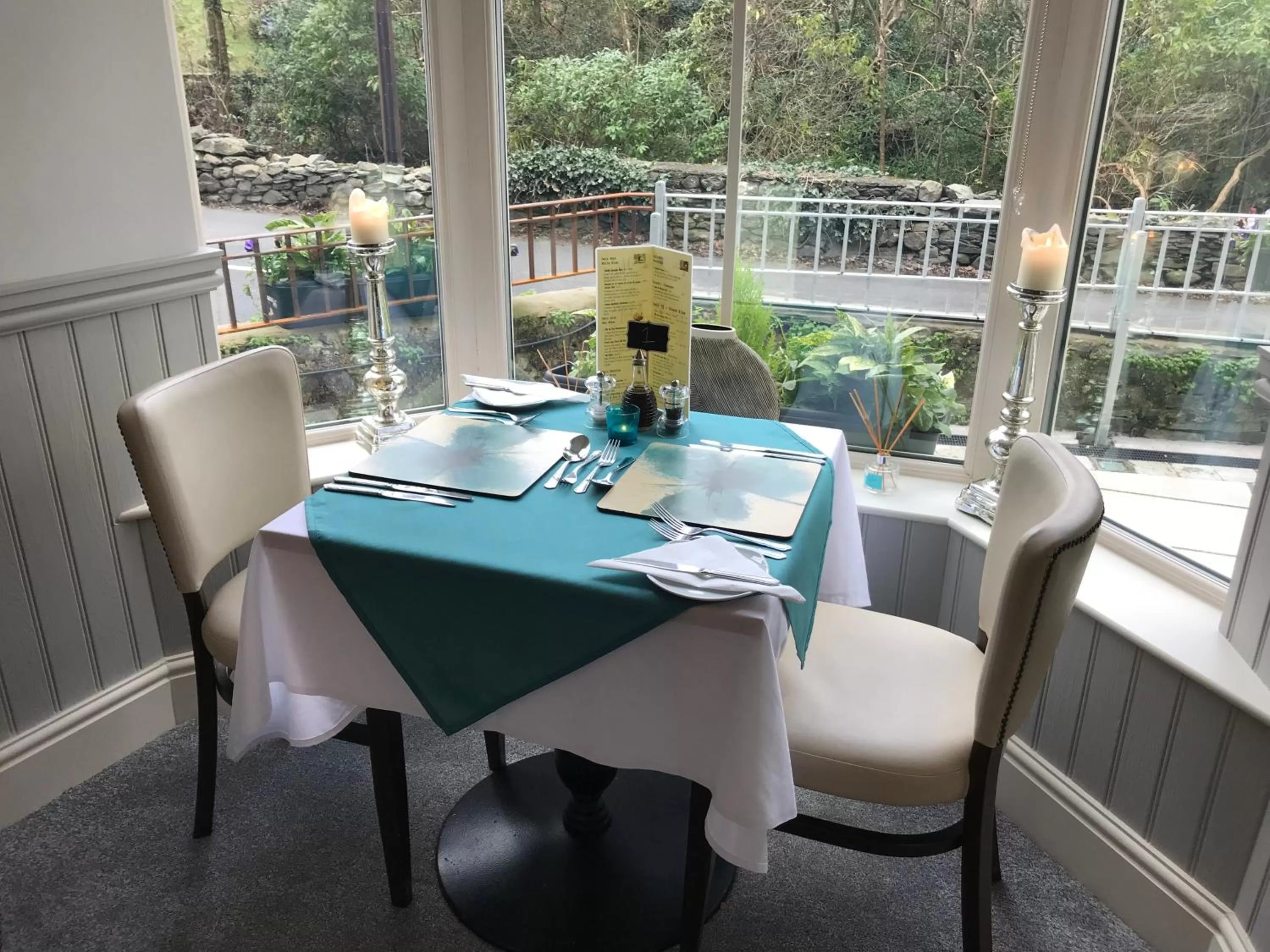 Restaurant/Places to Eat in Hafan Artro