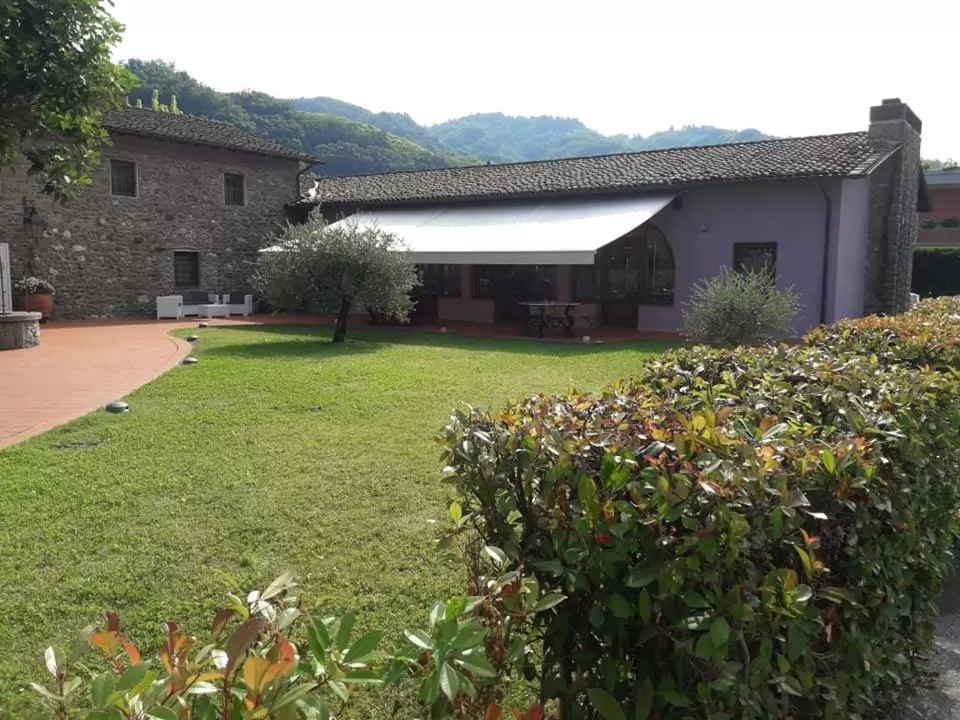 Restaurant/places to eat, Property Building in Antica Locanda San Leonardo 1554