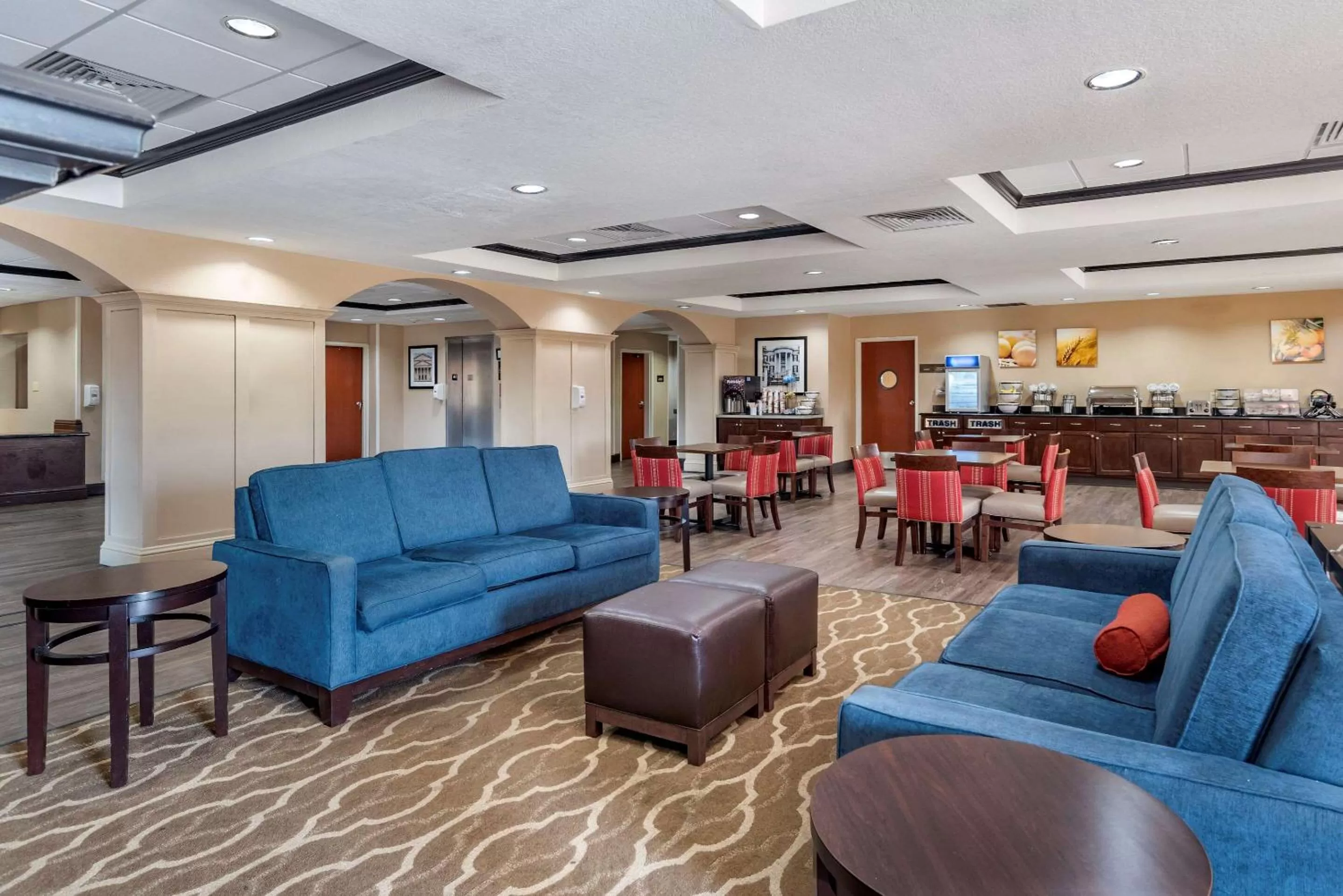 Lobby or reception in Comfort Inn & Suites Clinton - Jackson West