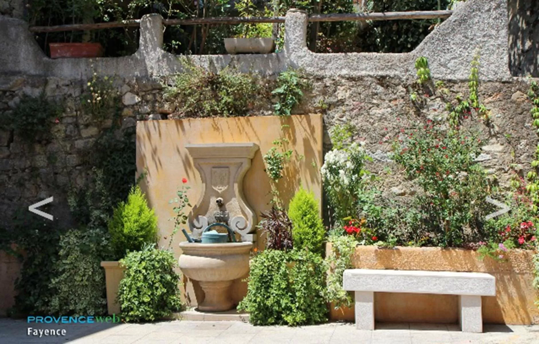 Nearby landmark in L'essens