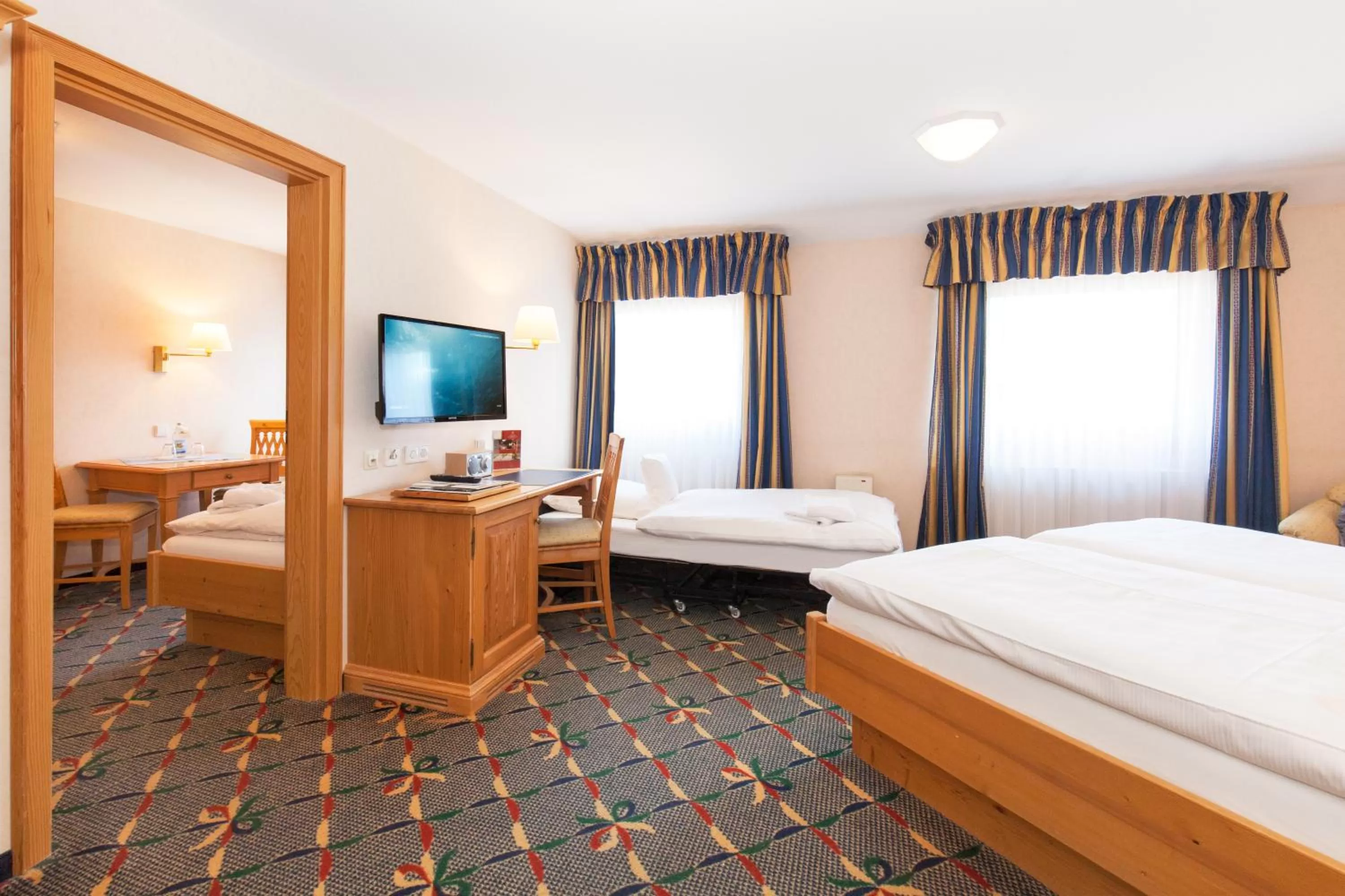 Photo of the whole room, Bed in Landgasthof Hotel Hirsch