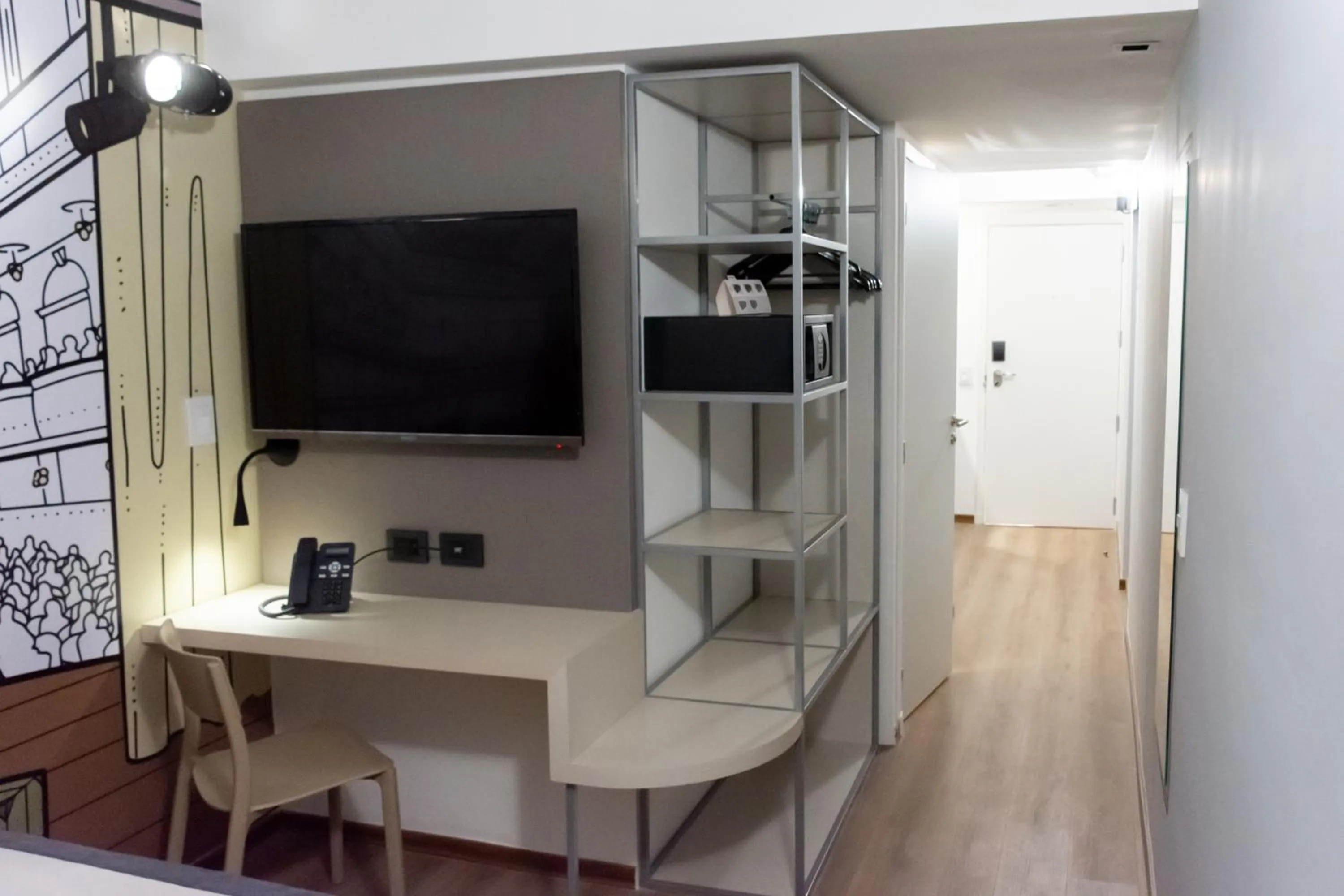 TV and multimedia in ibis Styles Buenos Aires Florida