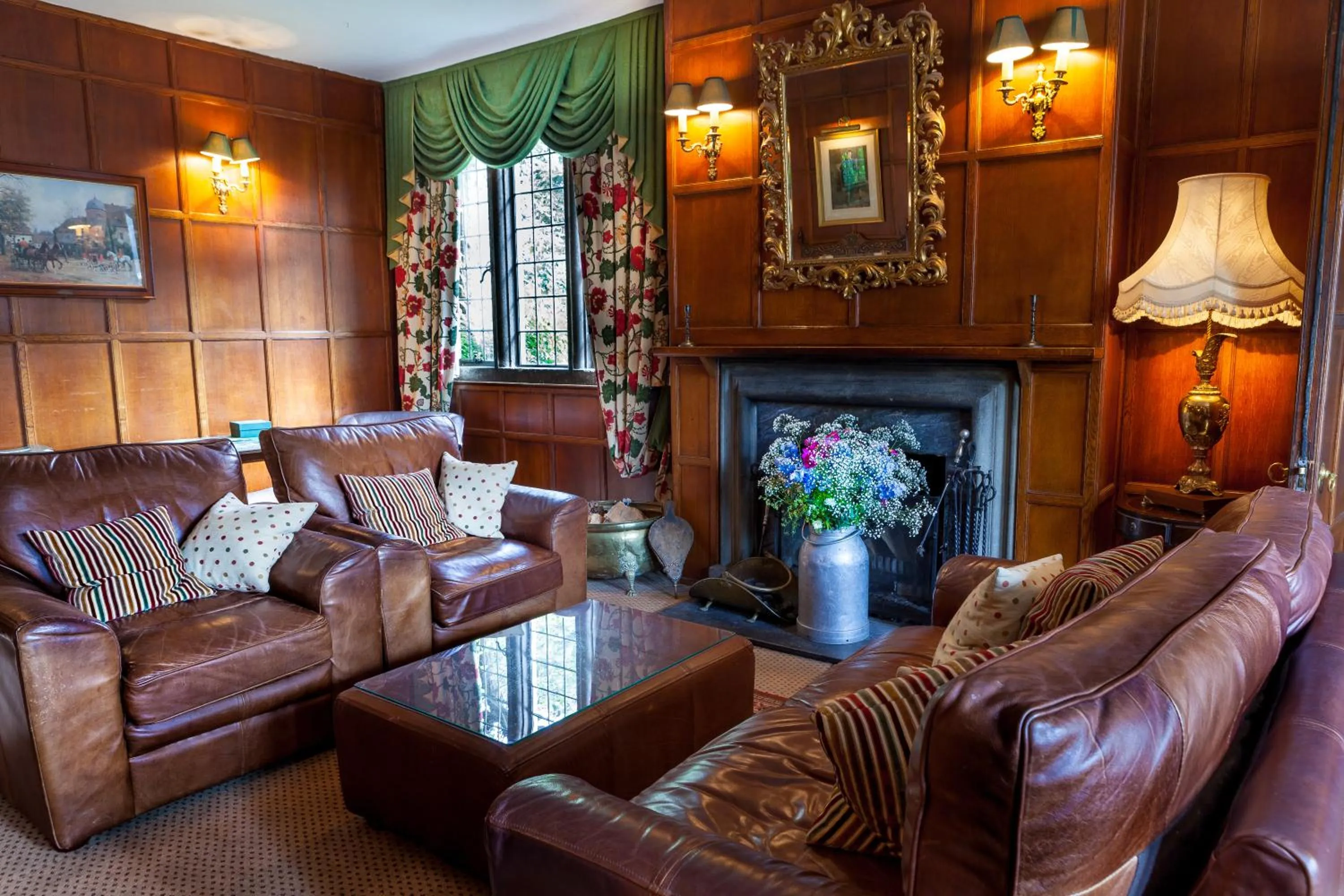 Lounge or bar in Passford House Hotel