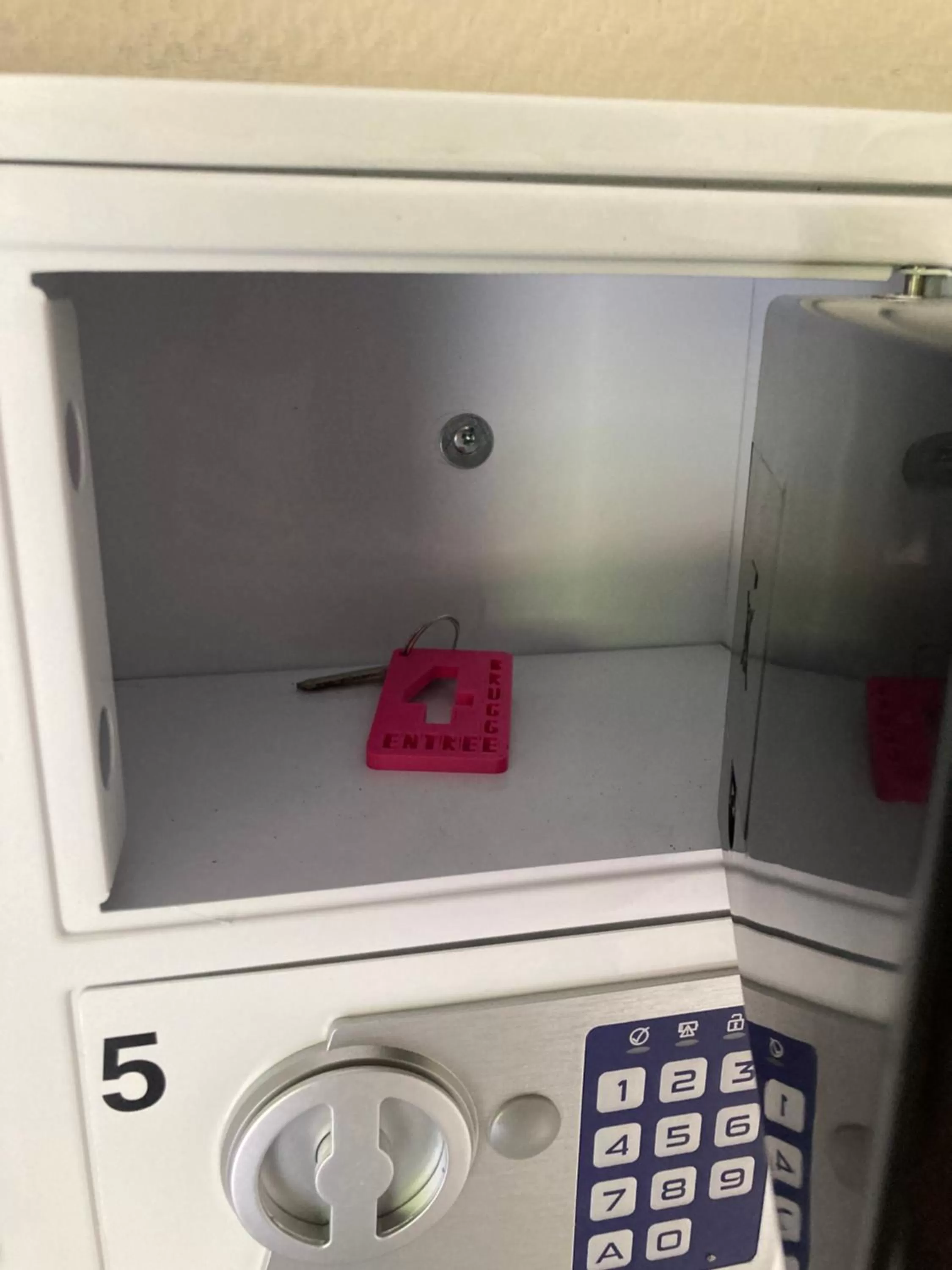 Facade/entrance in Hotel Entree - Canal View Bruges