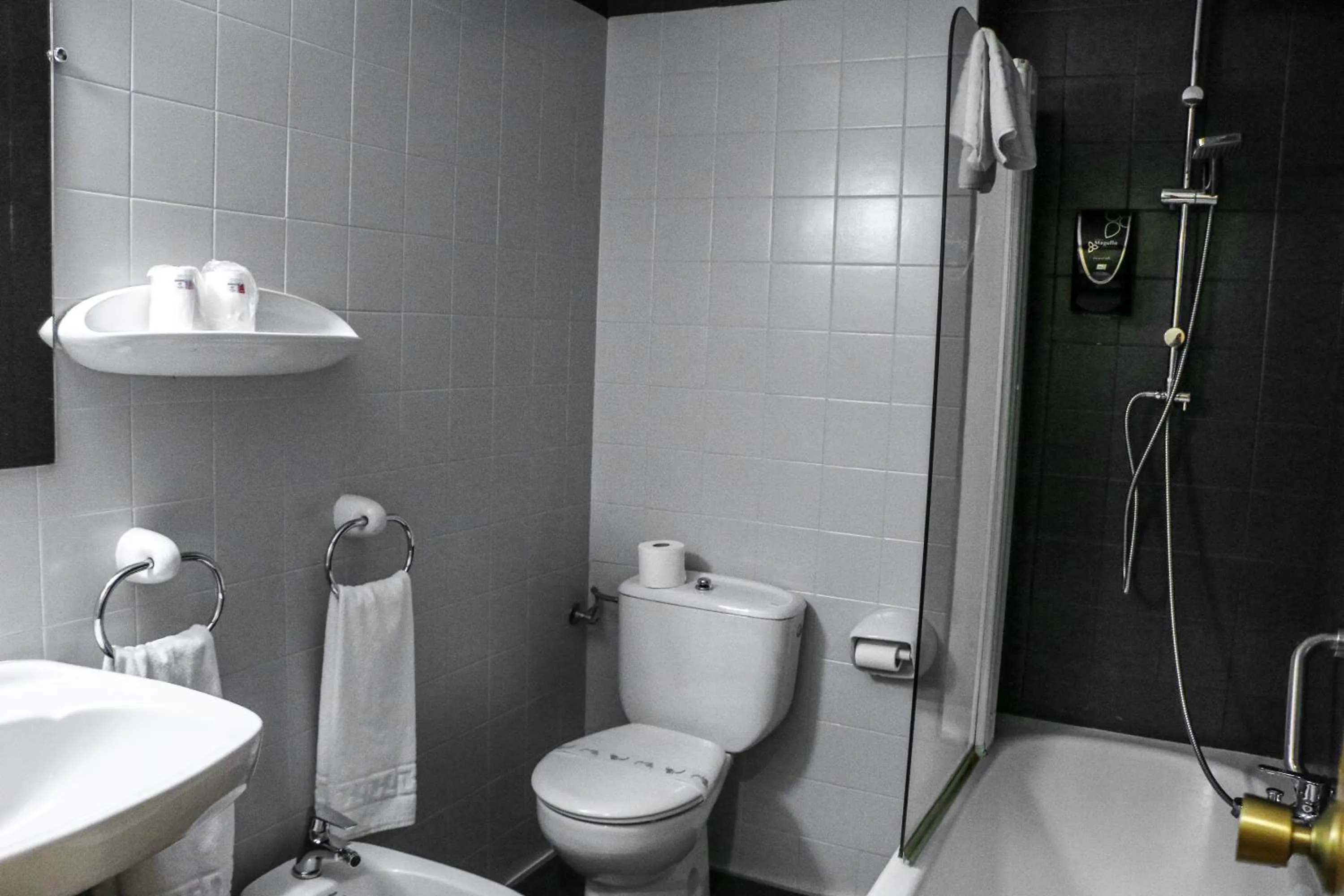 Bathroom in Hotel Venta Magullo