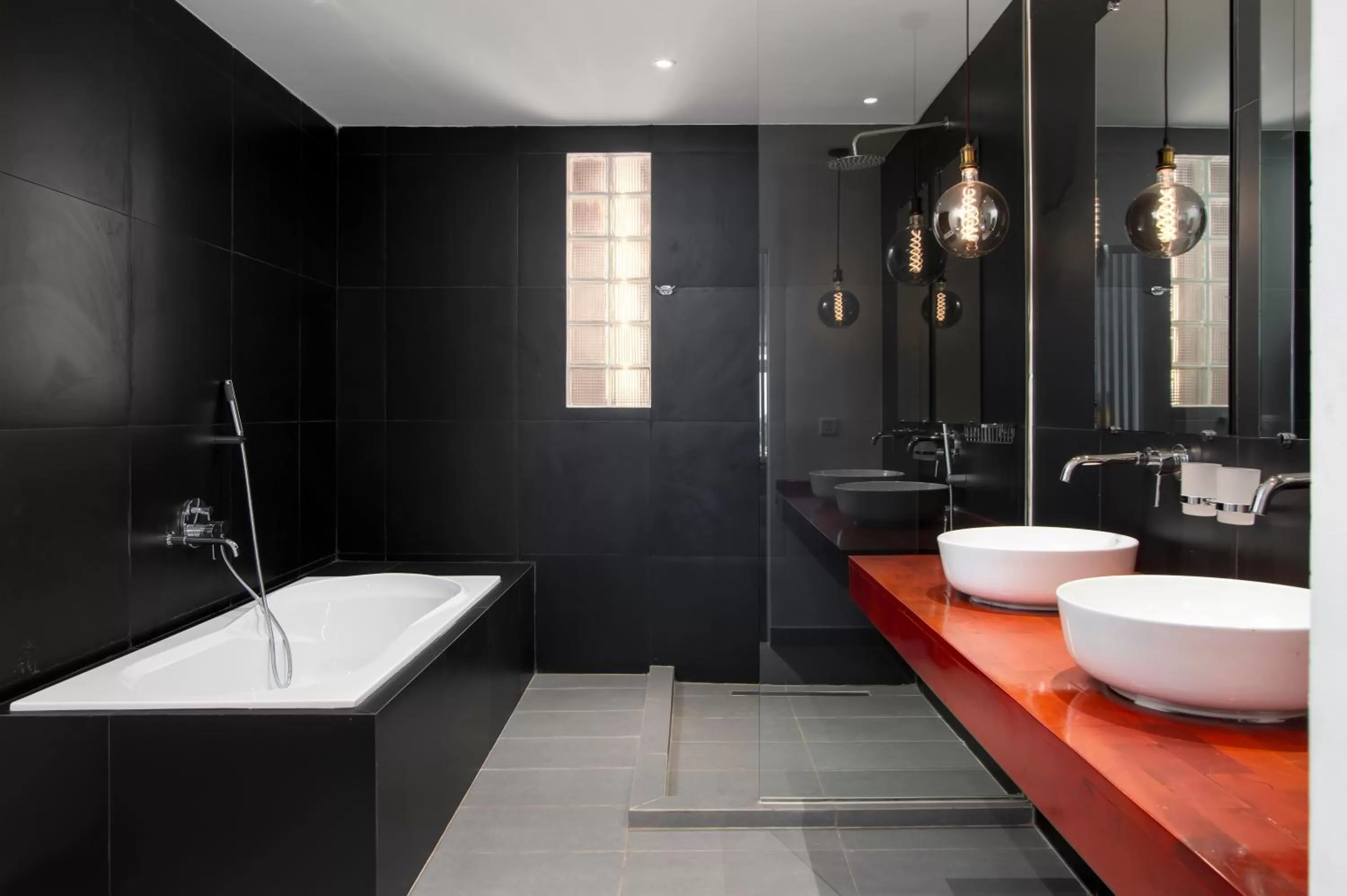 Shower in TAO Riverside Residence