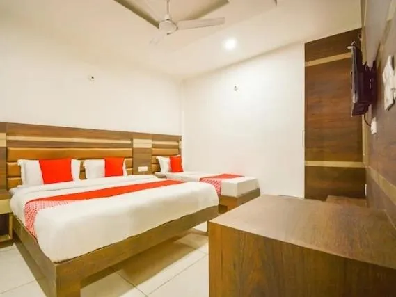 TV and multimedia in Balle Balle 