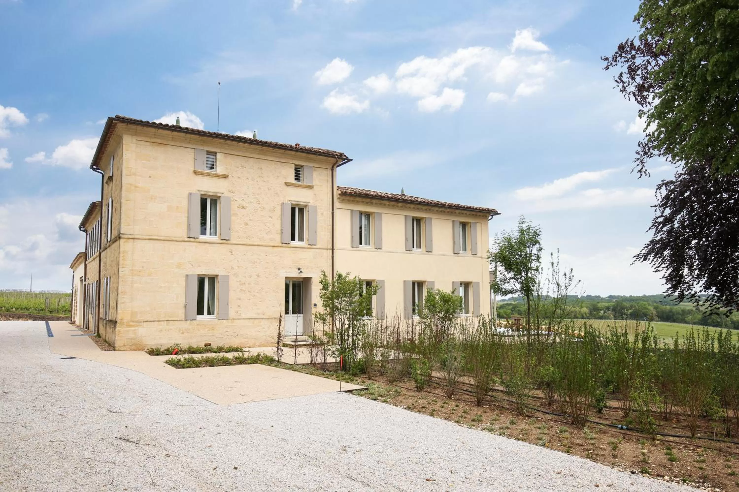 Property building in Le logis de Valandraud