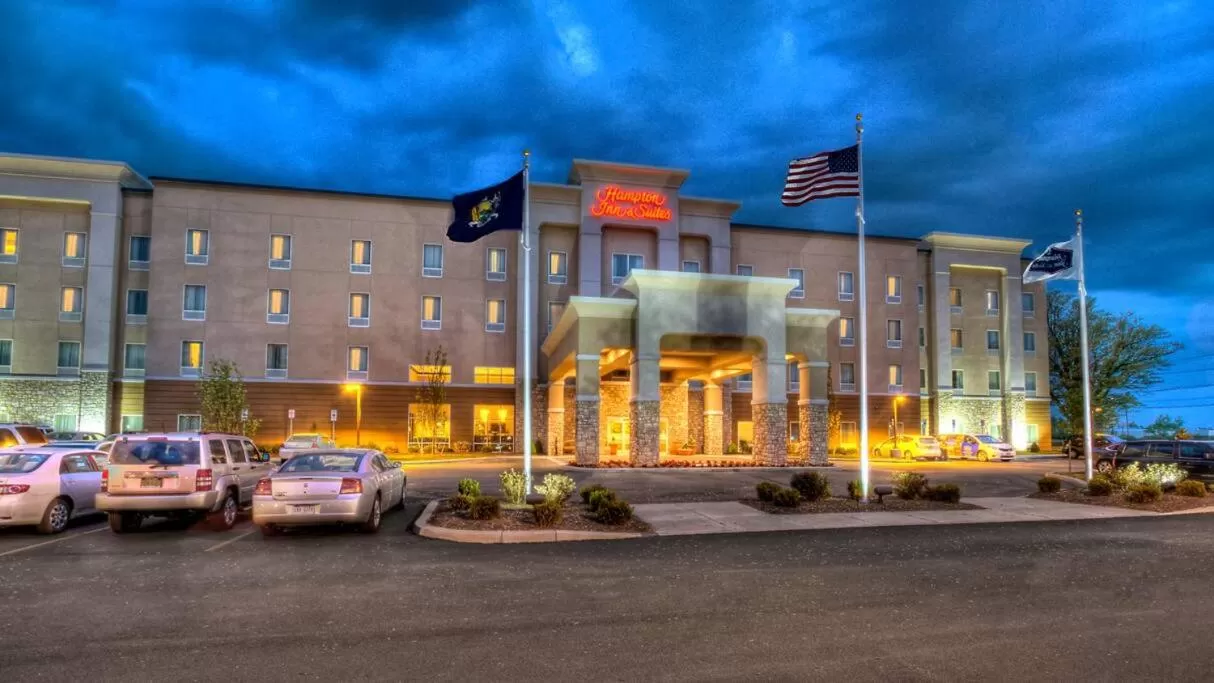 Hampton Inn & Suites Rochester Downtown