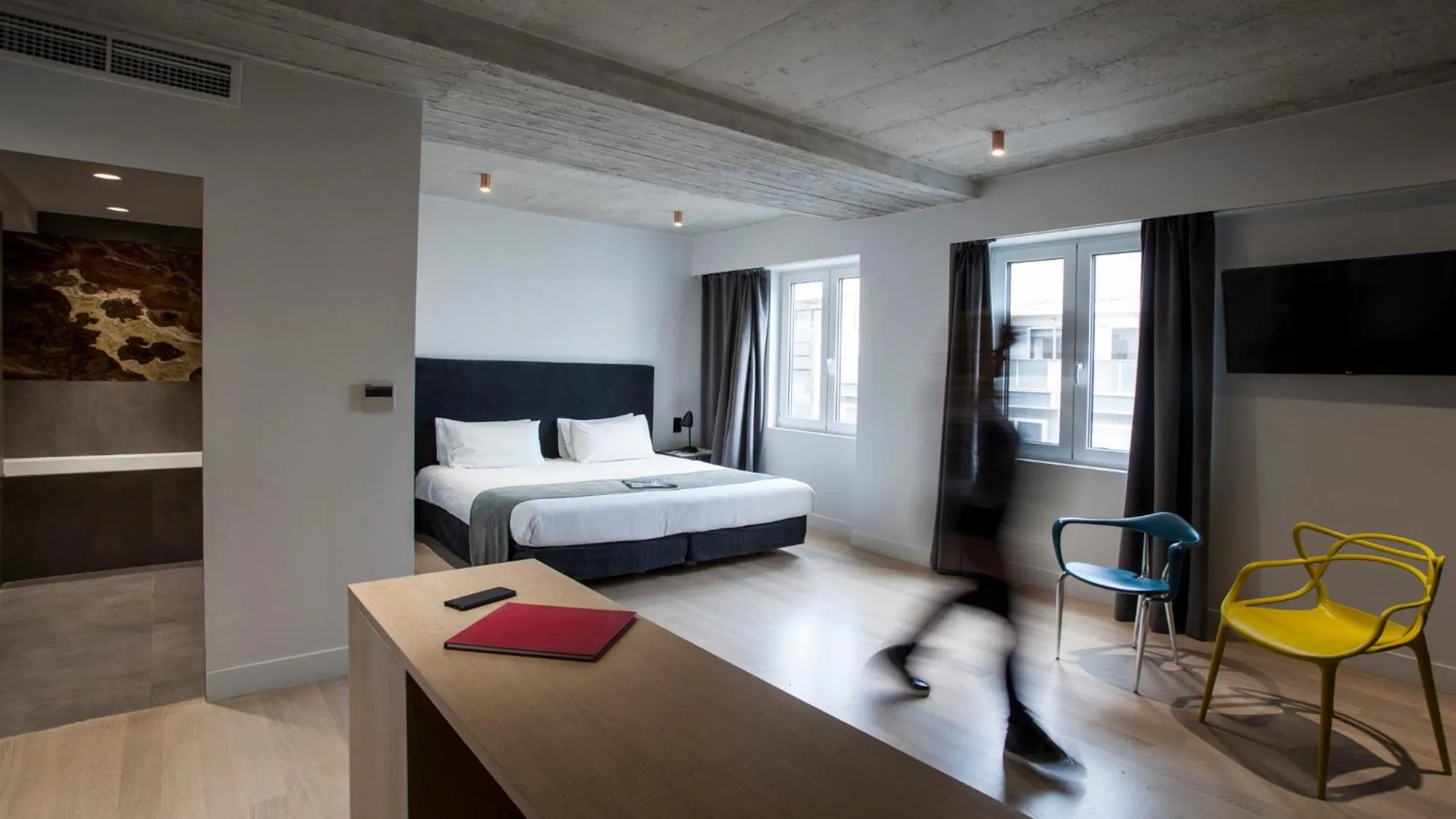 TV and multimedia, Bed in Art Suites Korai