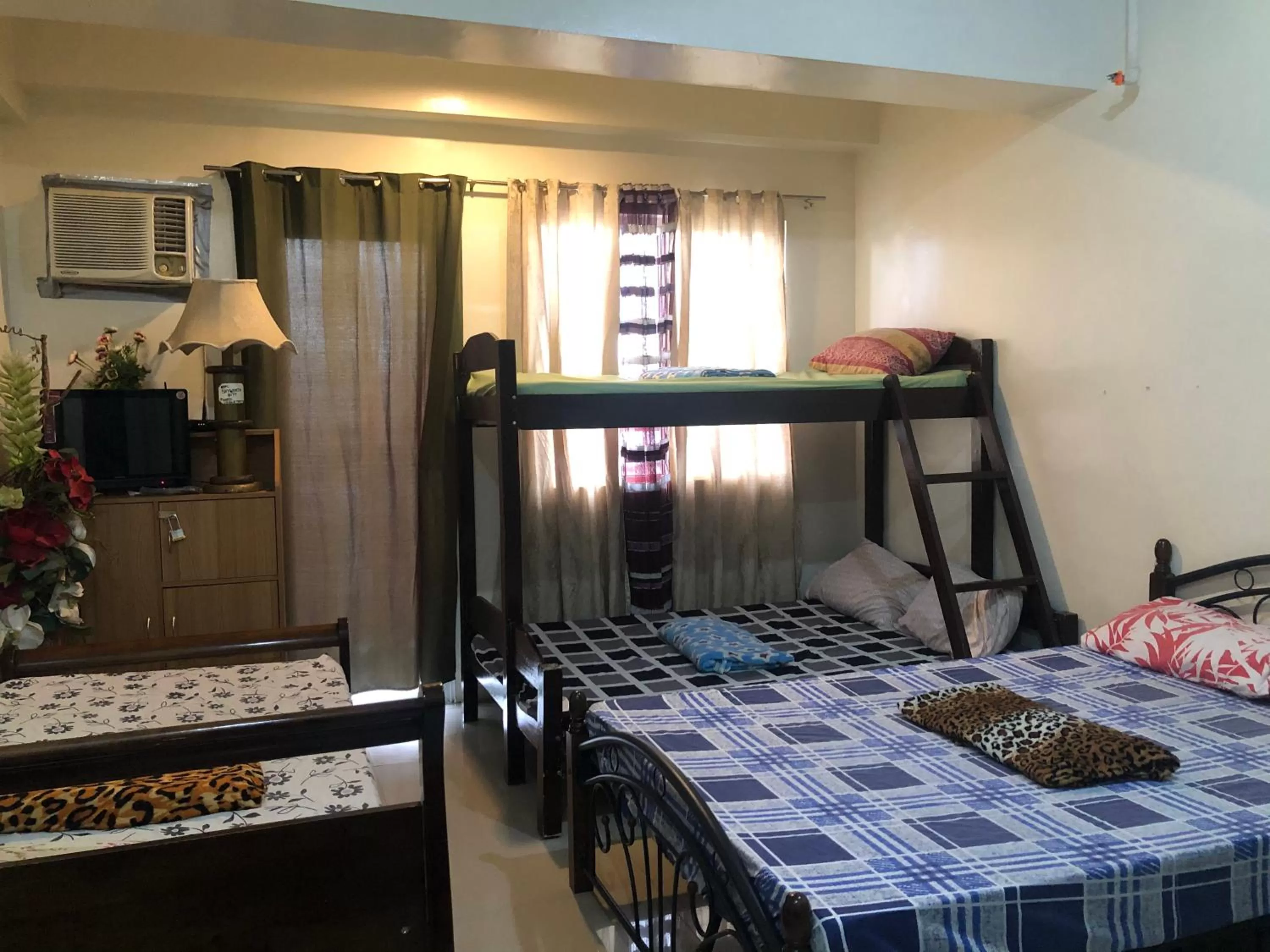 bunk bed, Bed in Your City•Home Apartment