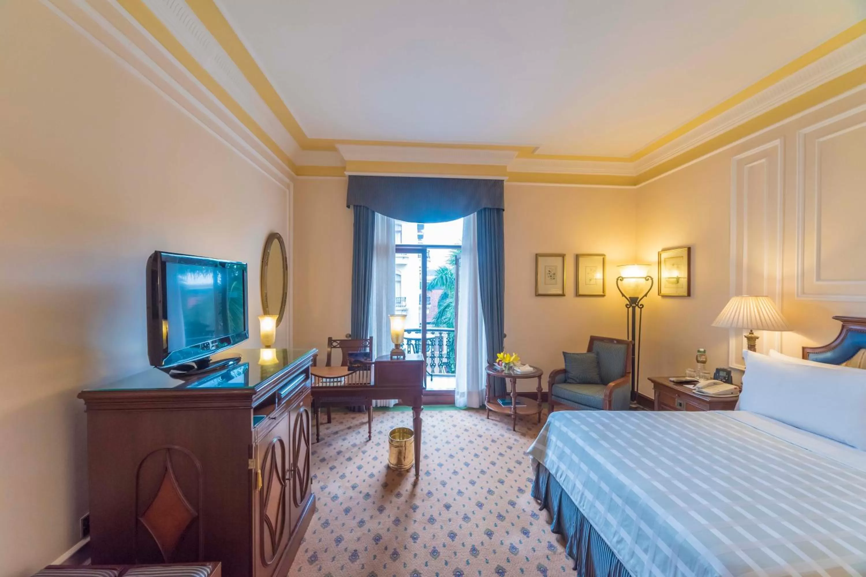 The Oberoi Grand Kolkata