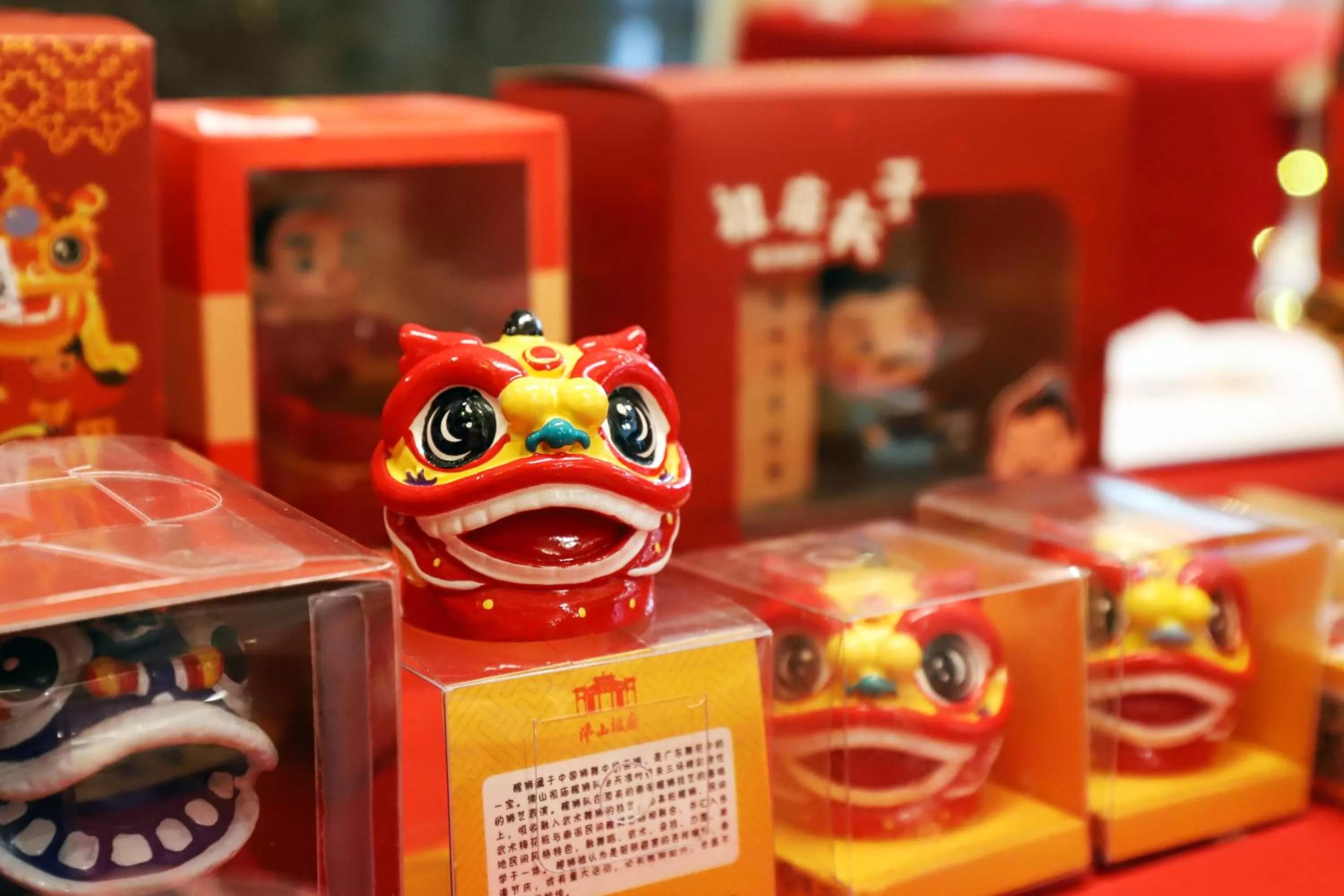 On-site shops in Crowne Plaza Foshan by IHG