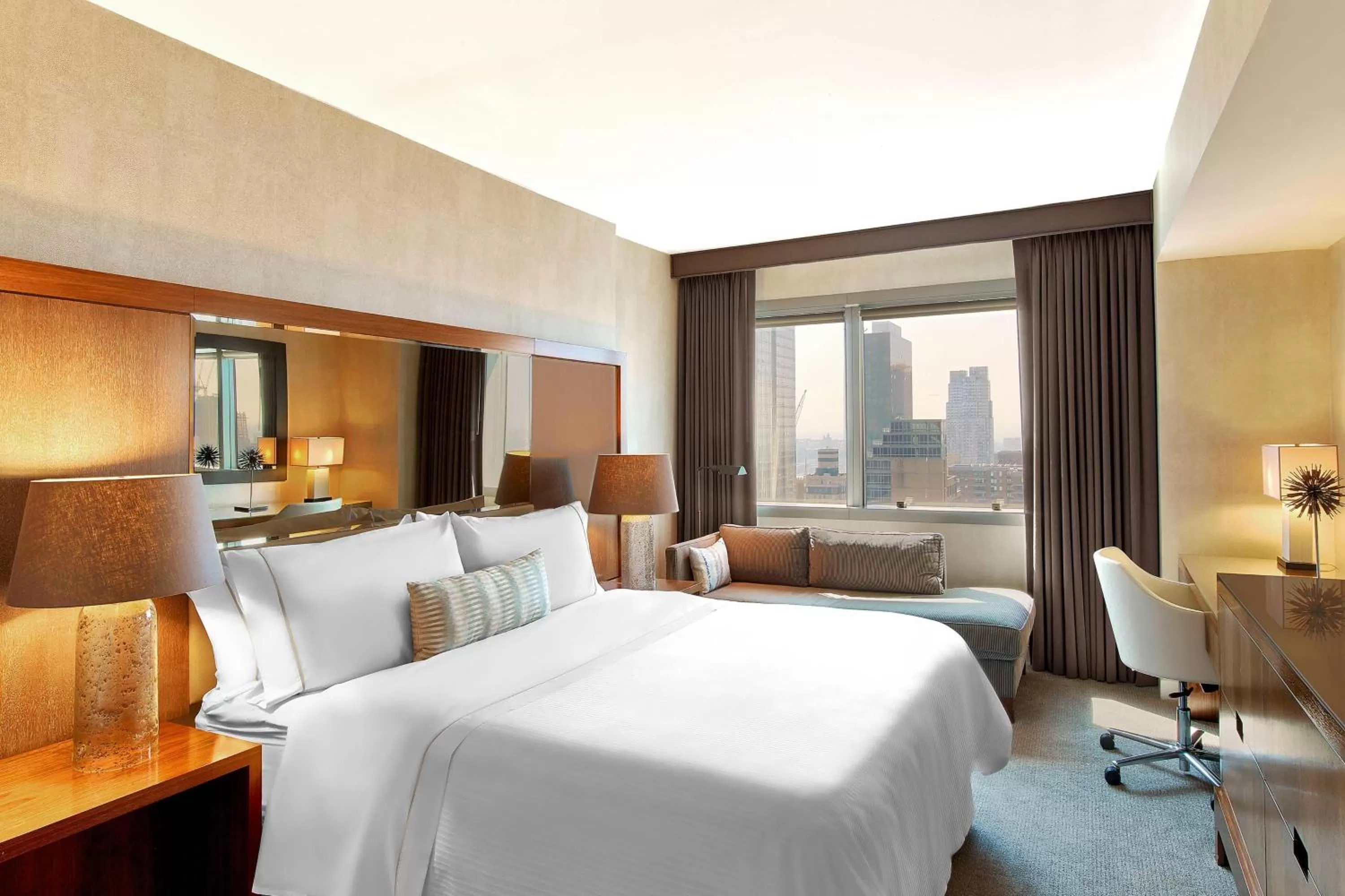 Bedroom, Bed in The Westin New York at Times Square