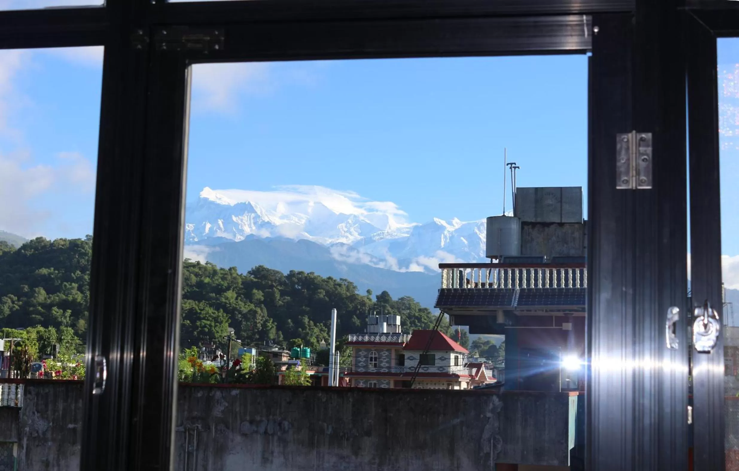 Mountain view in Hotel Buttercup