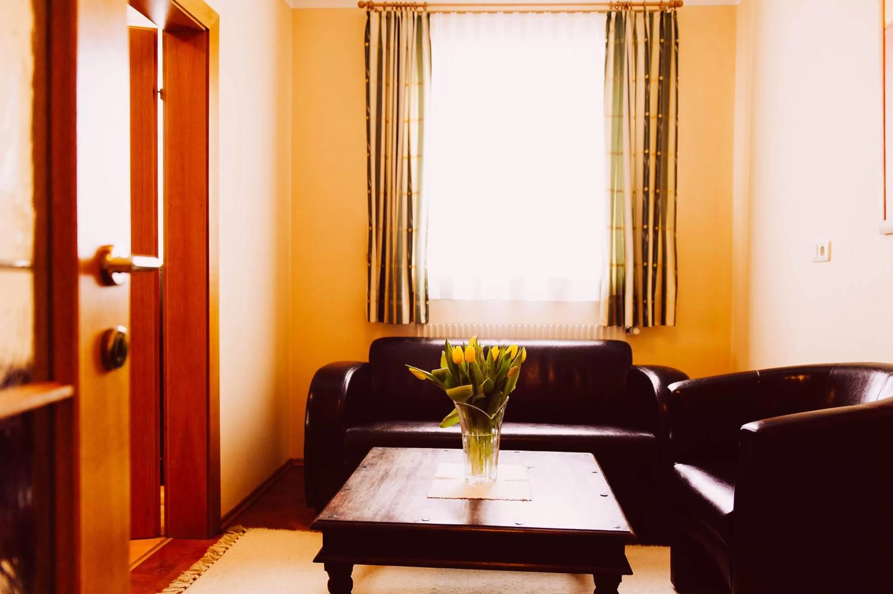 Seating area in Schüdlbauer´s Hotel-Restaurant-Bar