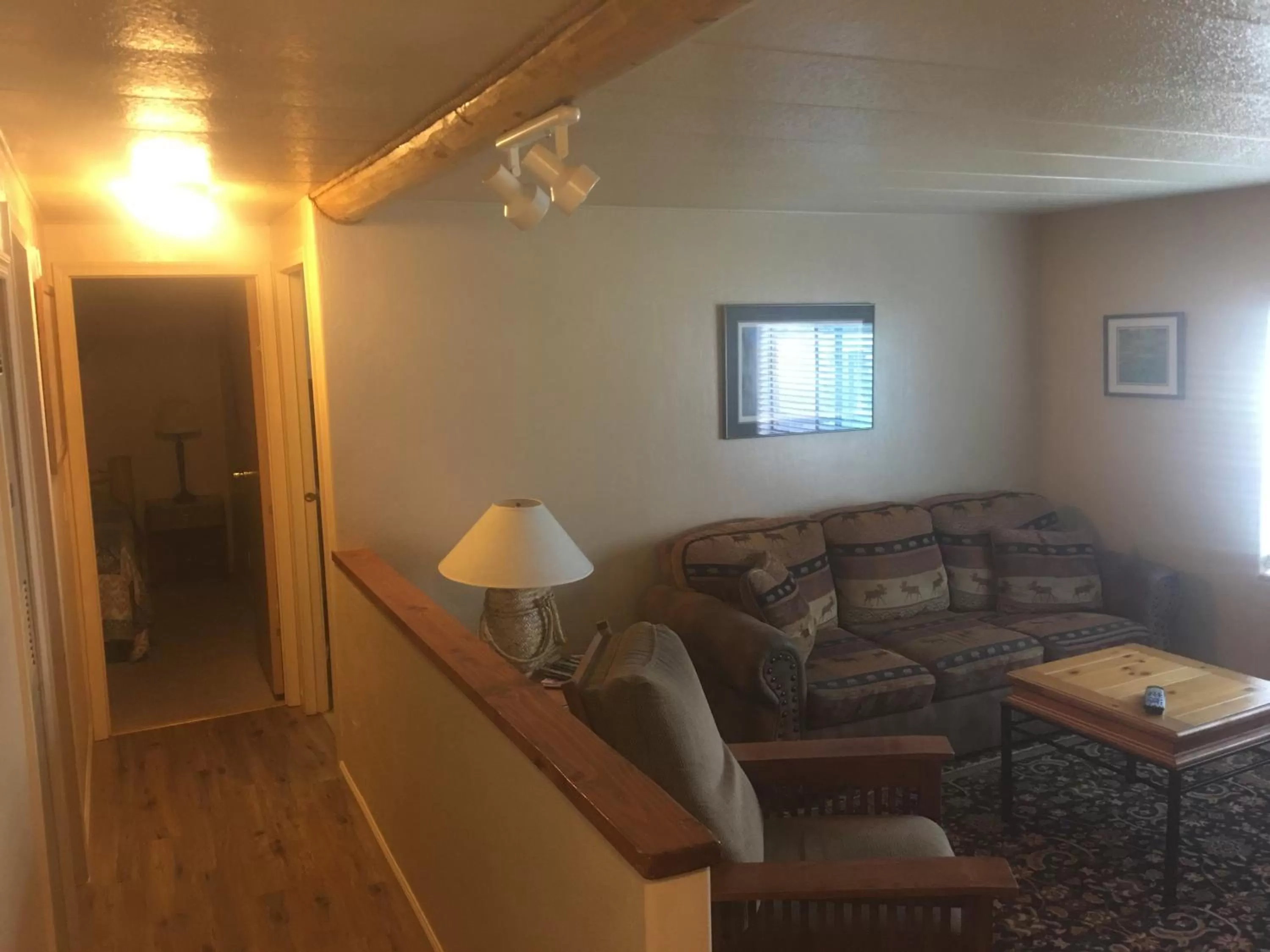 Seating Area in Rainbows End Fishing Resort