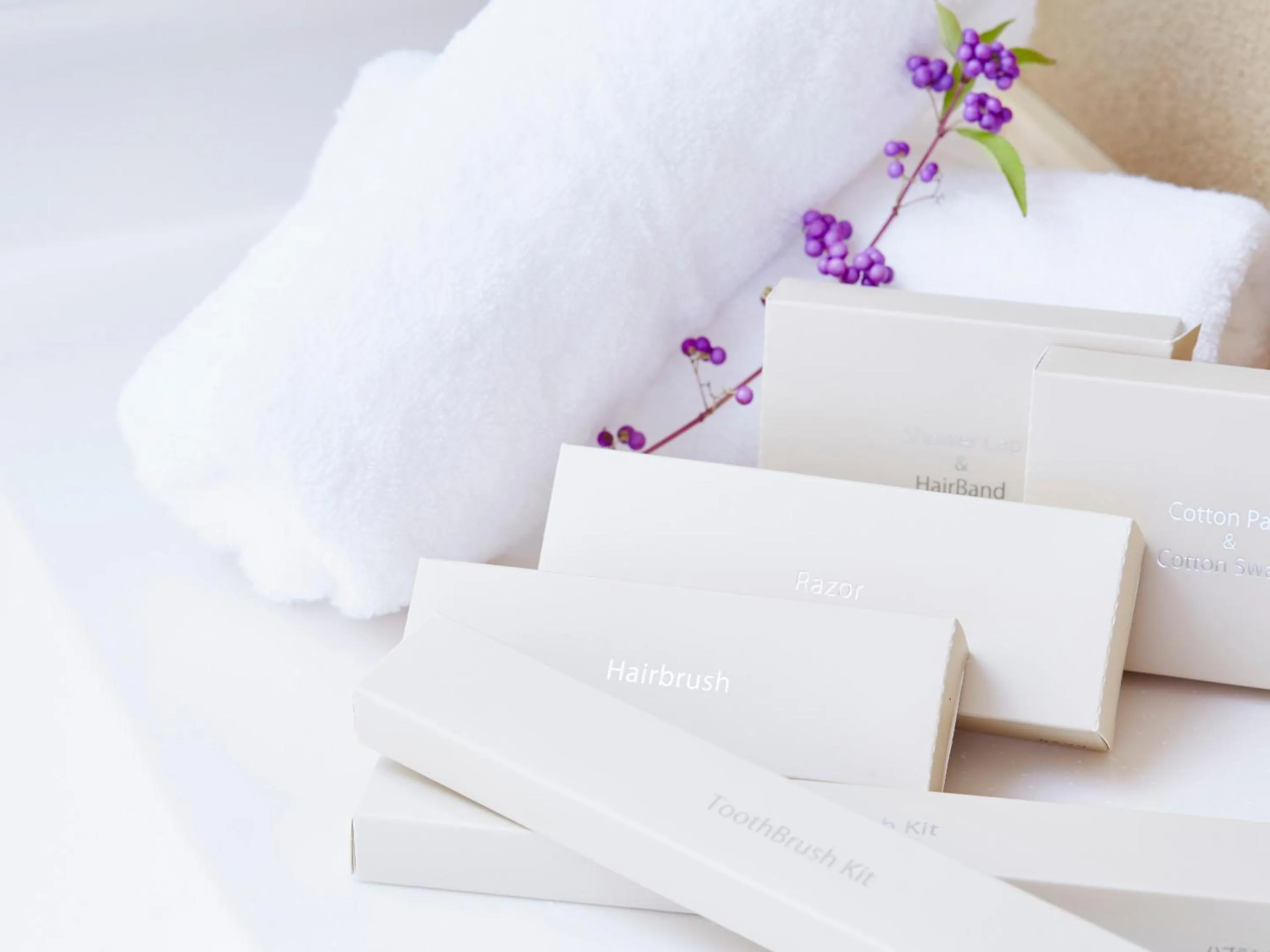 Area and facilities, Bed in Sunrise Suites