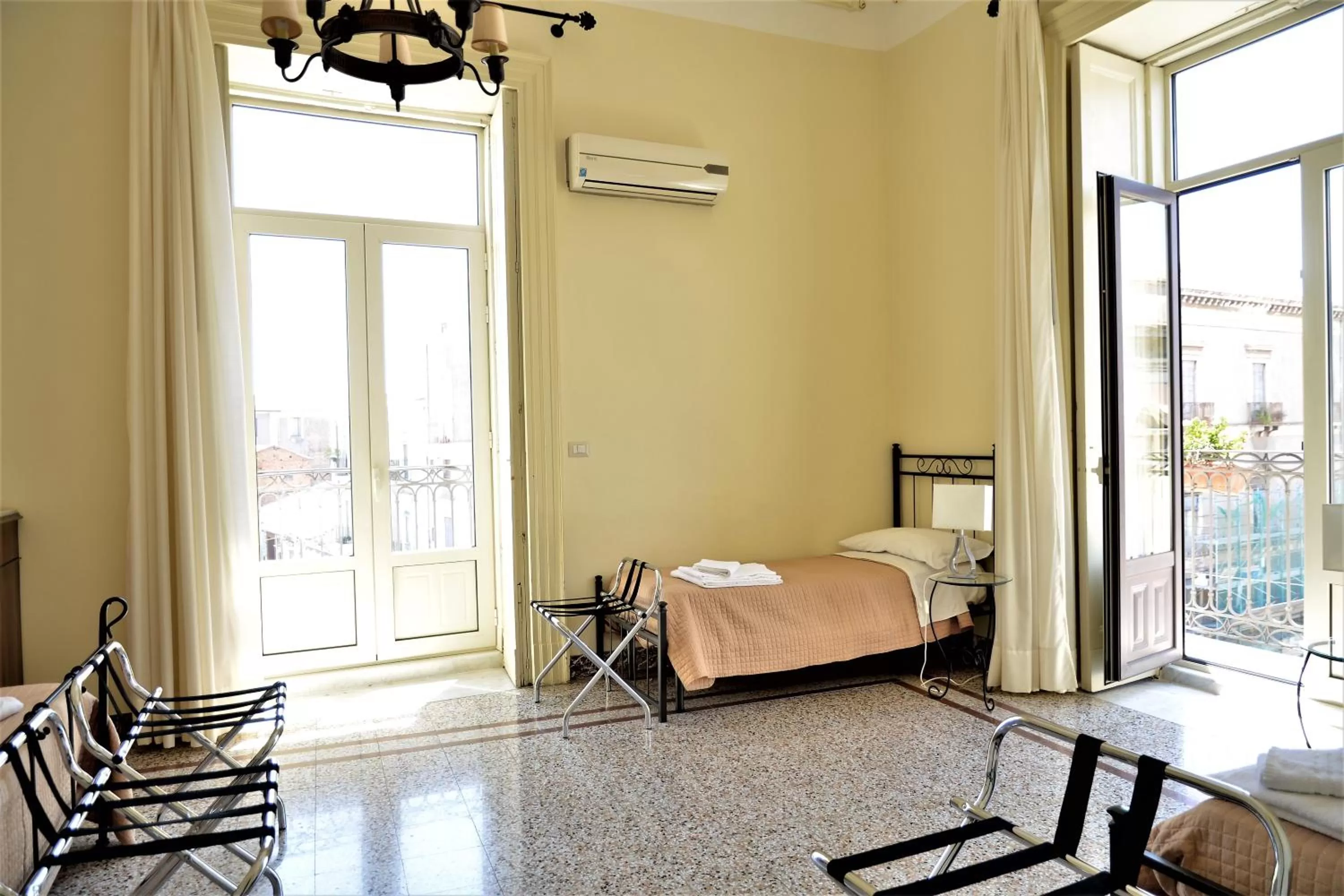 Bed in B&B al Teatro Massimo