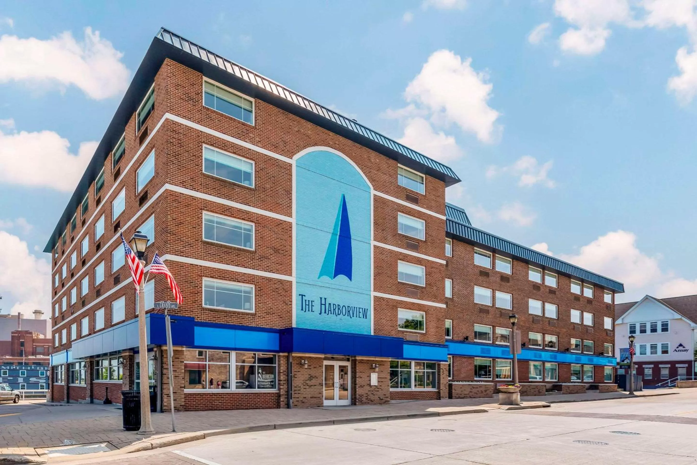 The Harborview on Lake Michigan, Ascend Hotel Collection