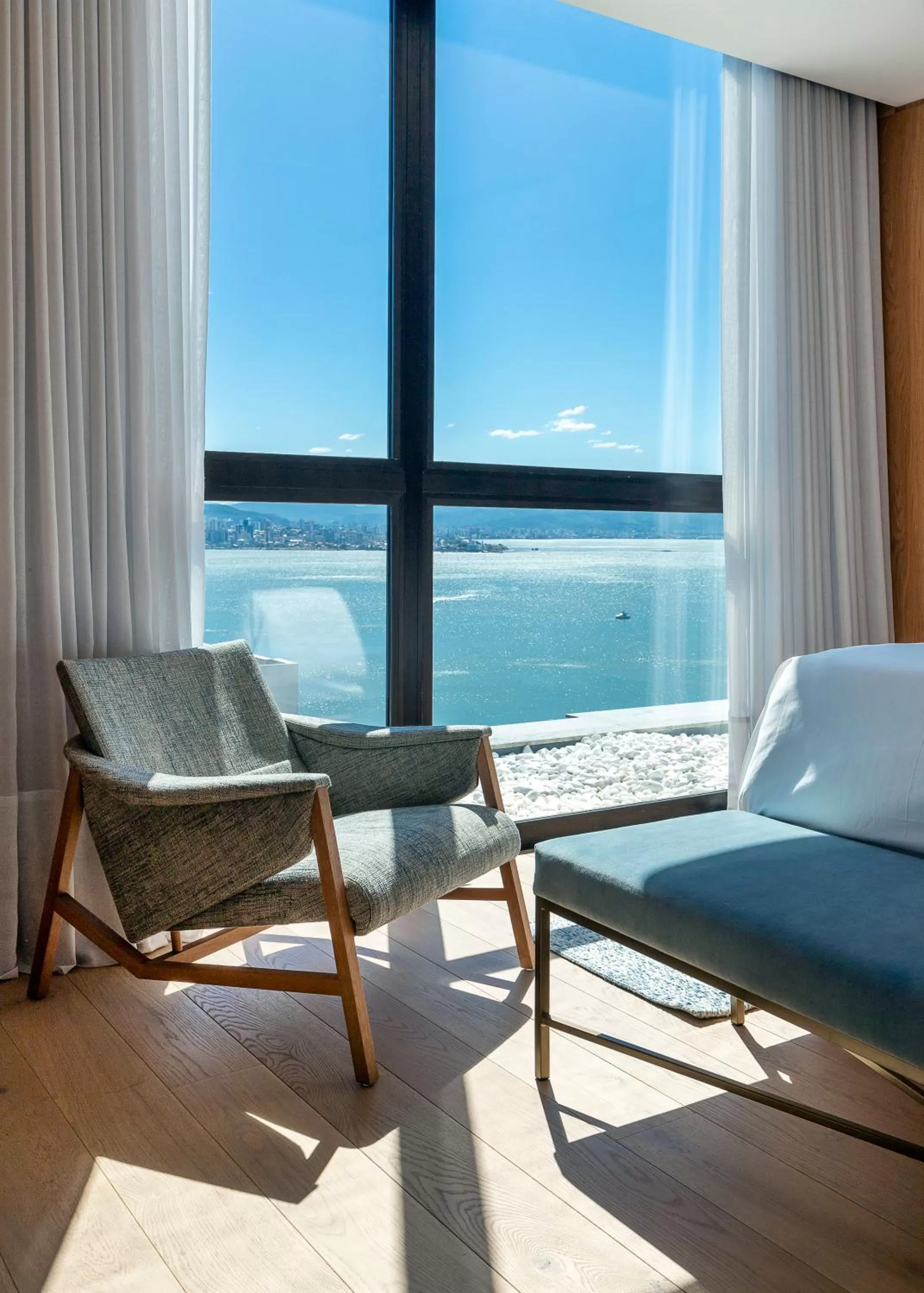 Sea view in LK Design Hotel Florianópolis