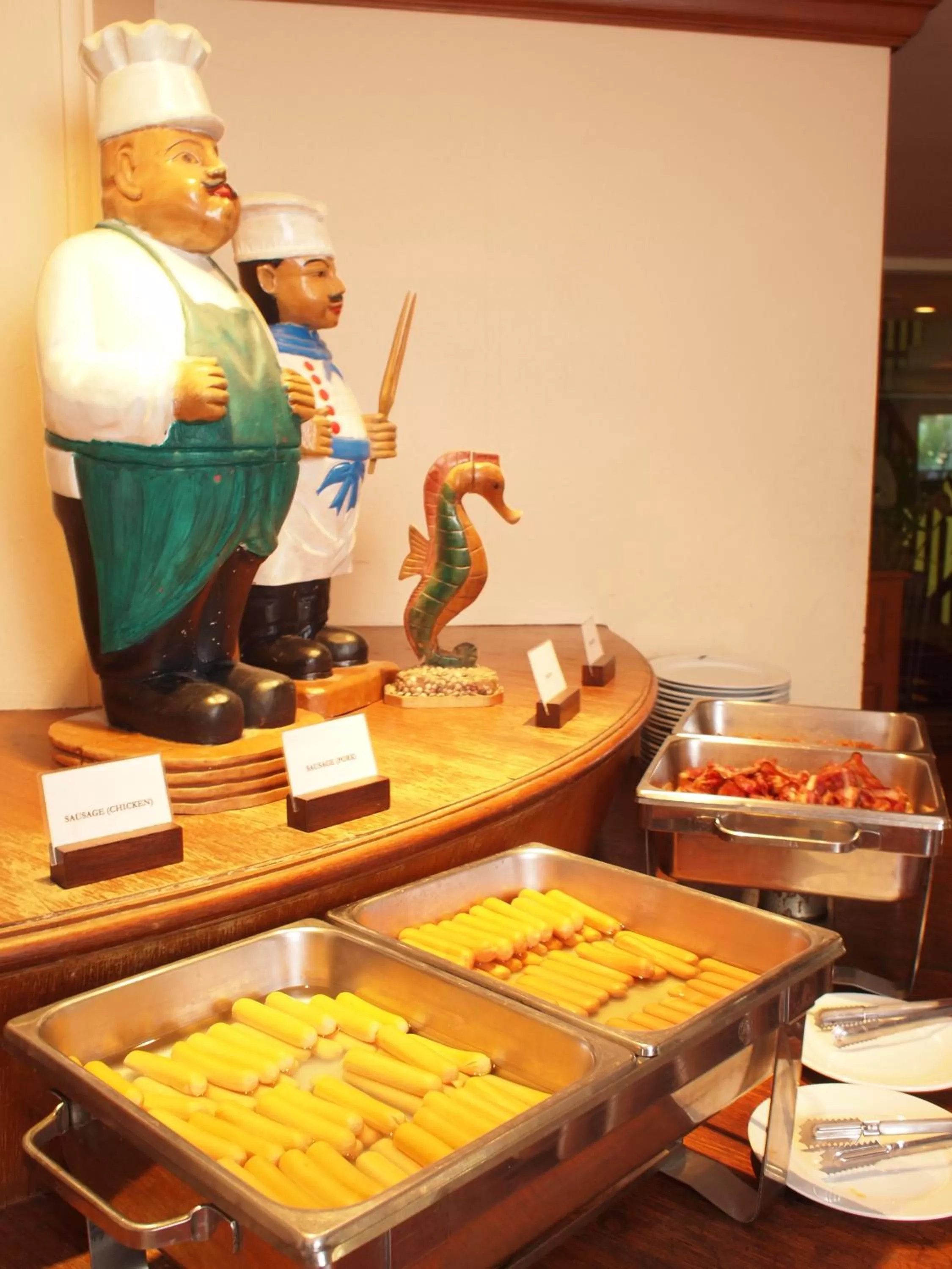 Food in Long Beach Cha-Am Hotel