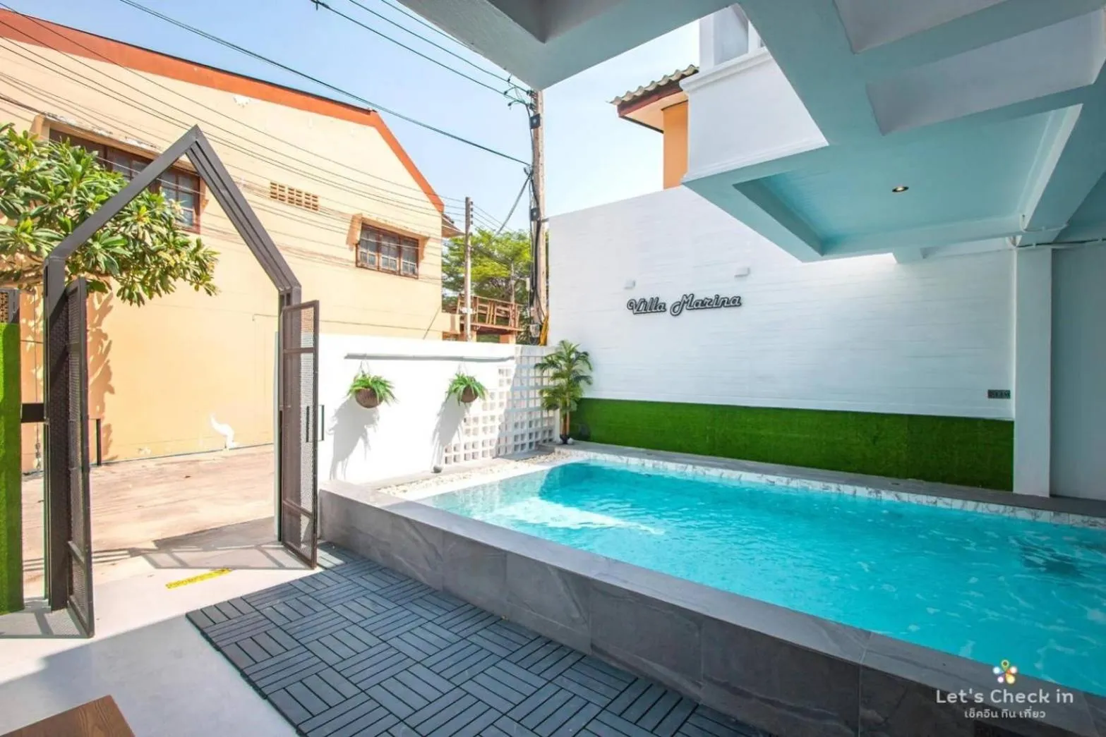 Swimming pool in Sun Marina Cha-Am