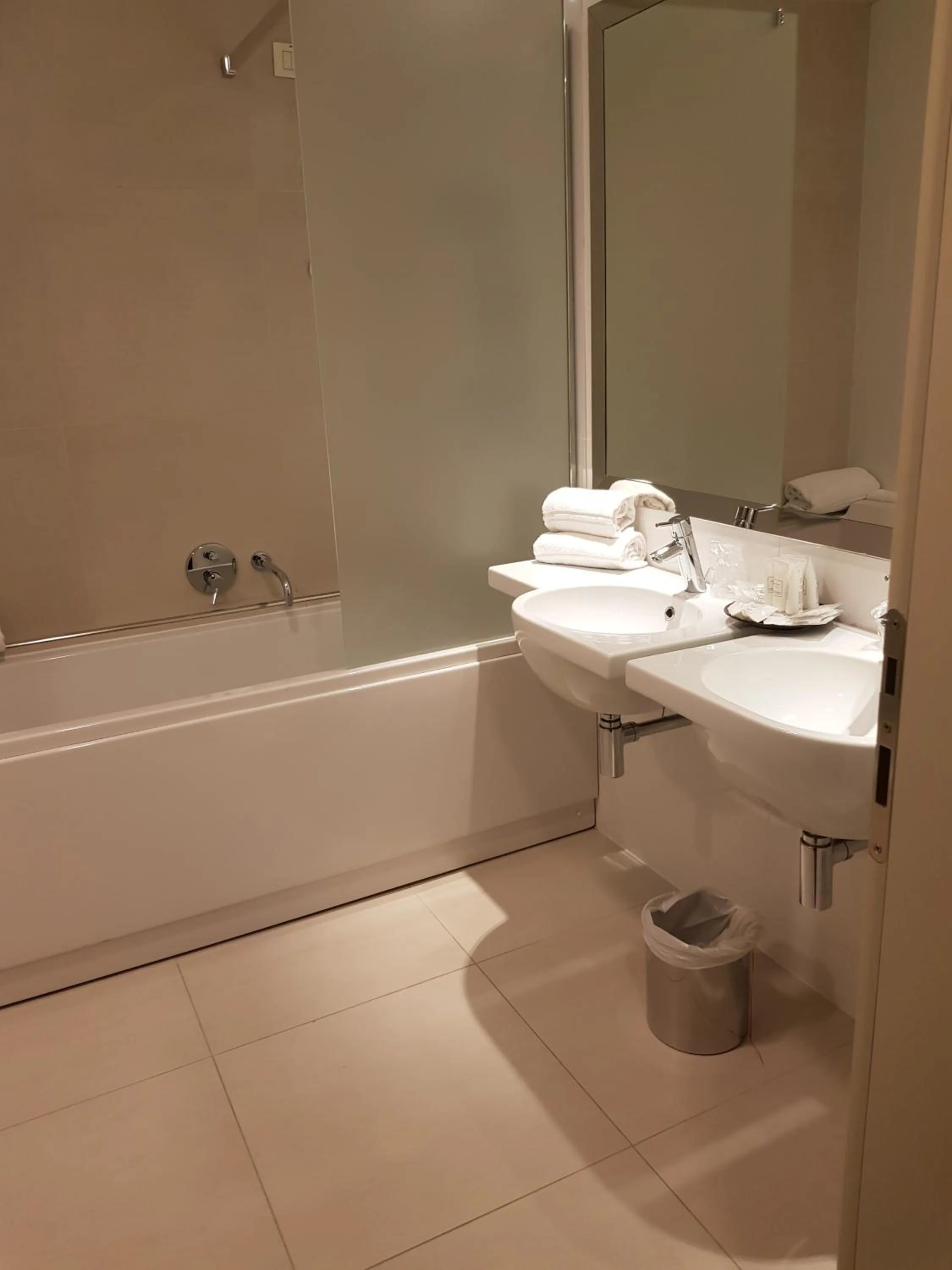 Toilet in Best Western Plus Hotel Monza e Brianza Palace