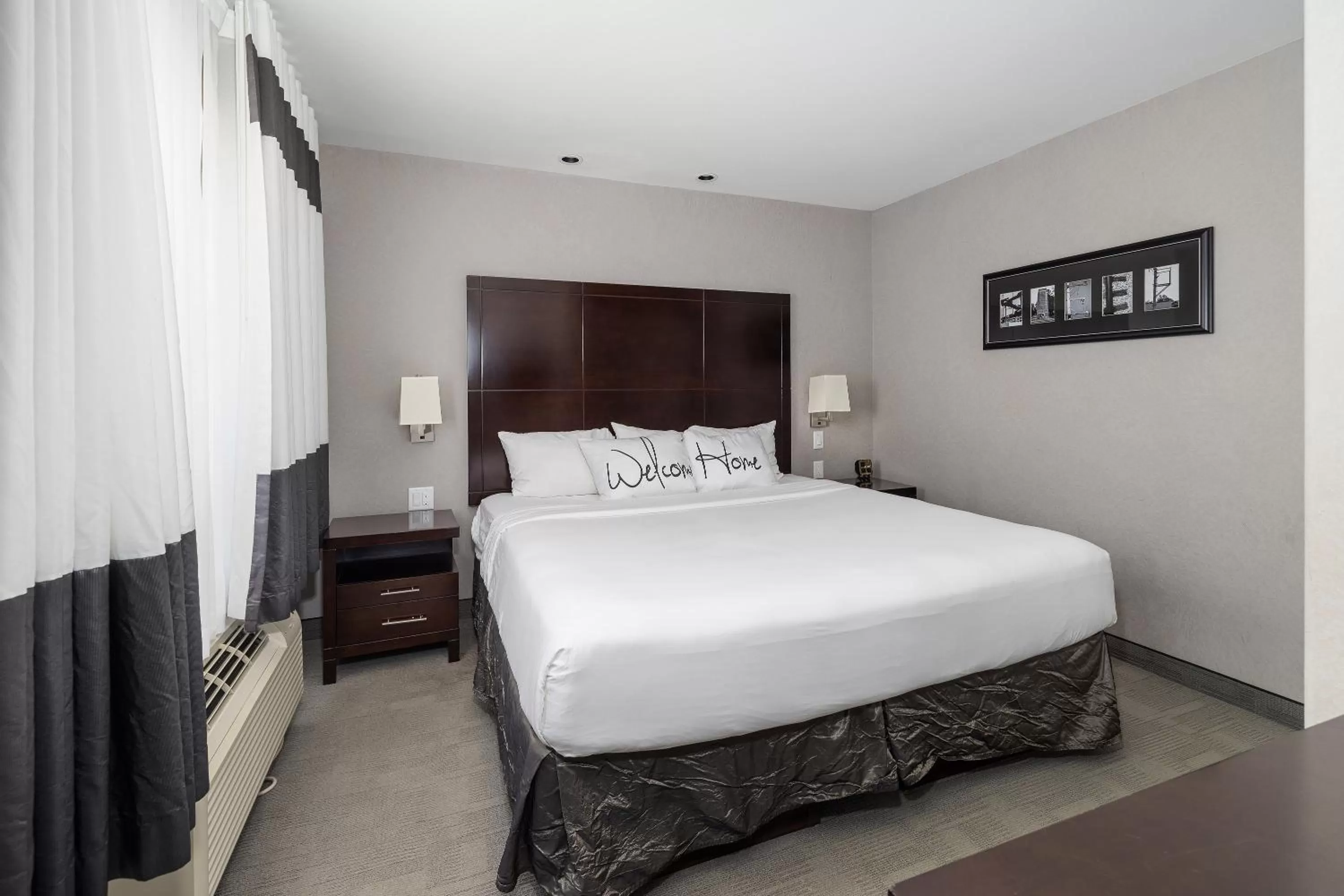 Bedroom, Bed in Home Inn & Suites Yorkton