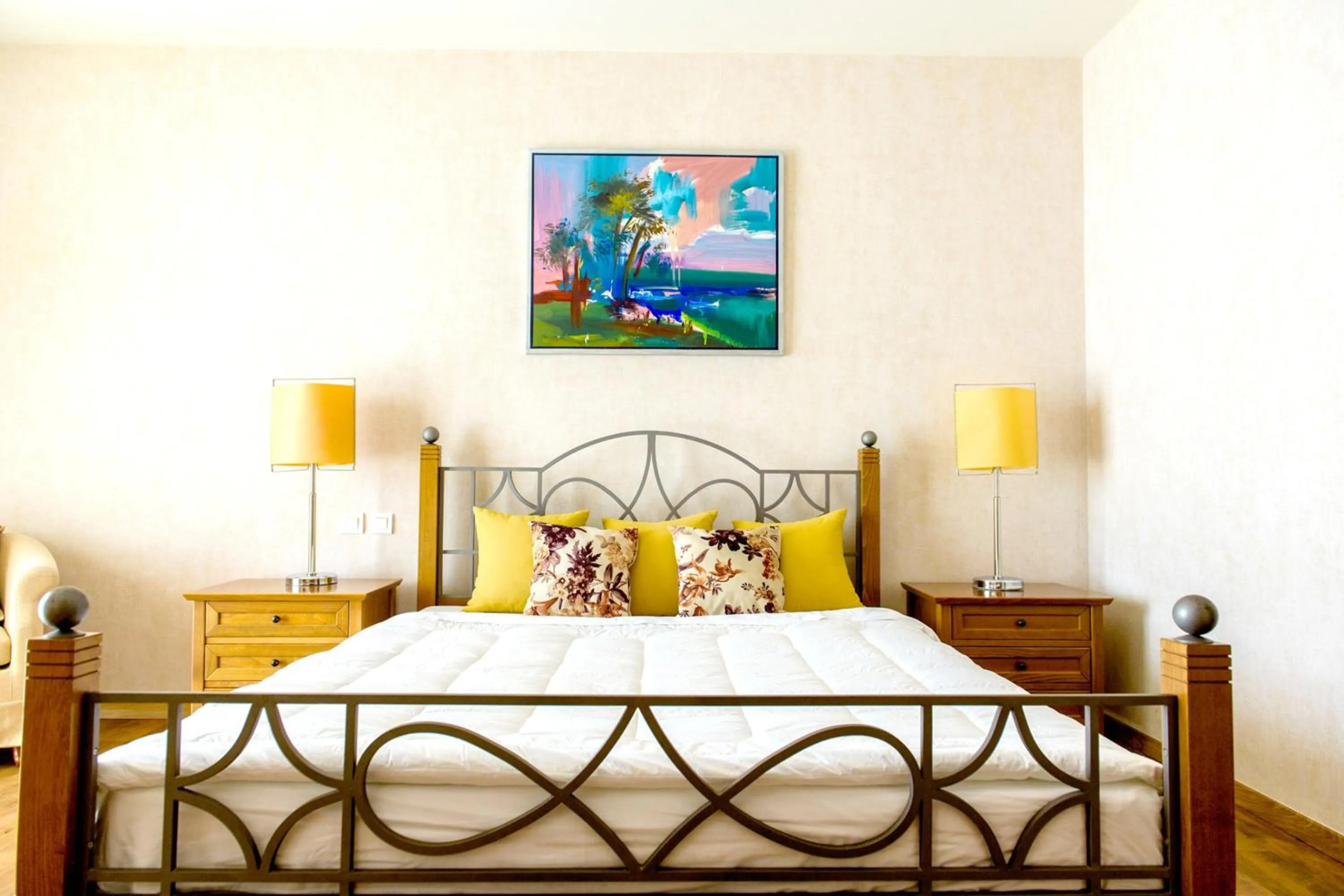 Bedroom, Bed in Ramada Plaza by Wyndham Thraki