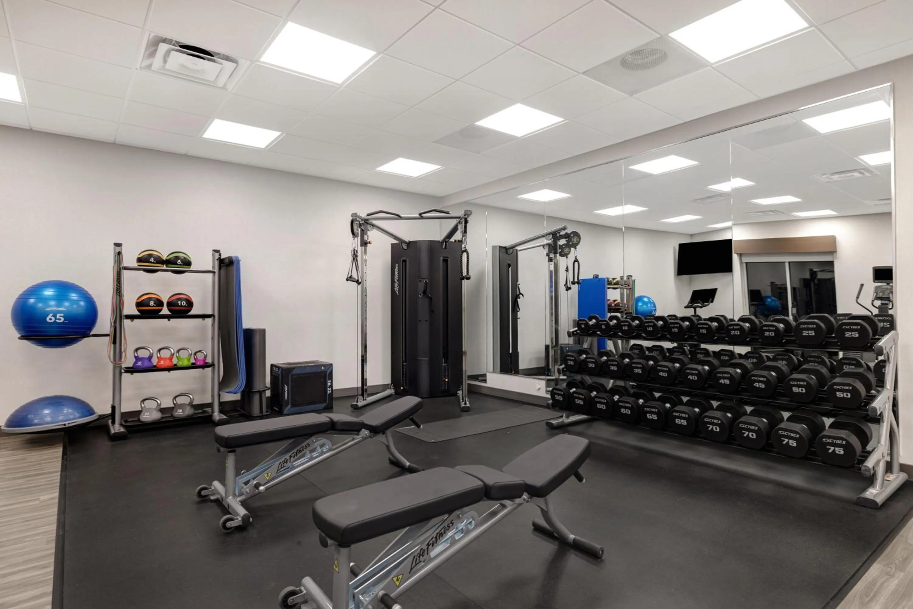 Fitness centre/facilities in Hampton Inn Chicago Orland Park