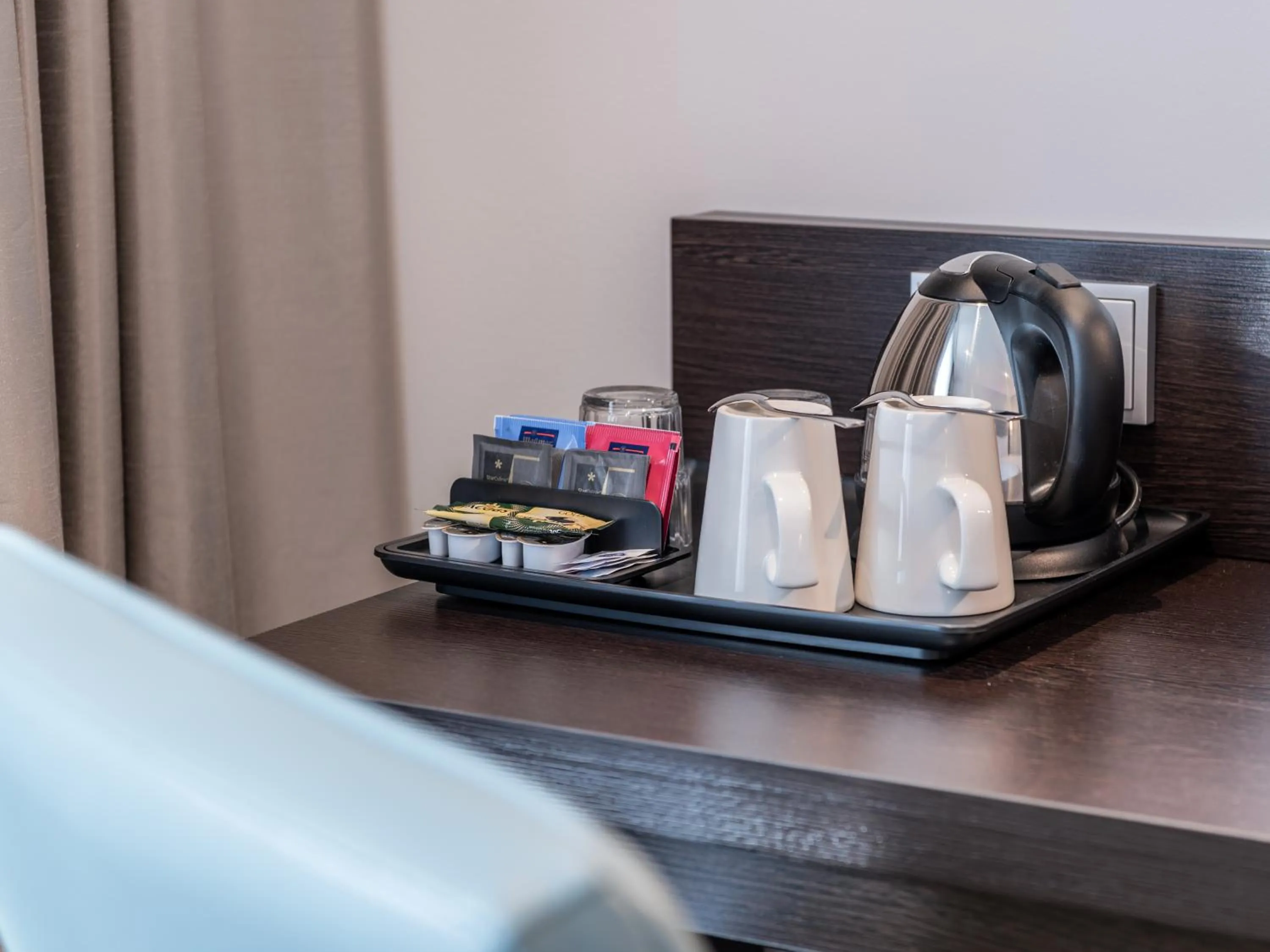 Coffee/tea facilities in AZIMUT Hotel Cologne