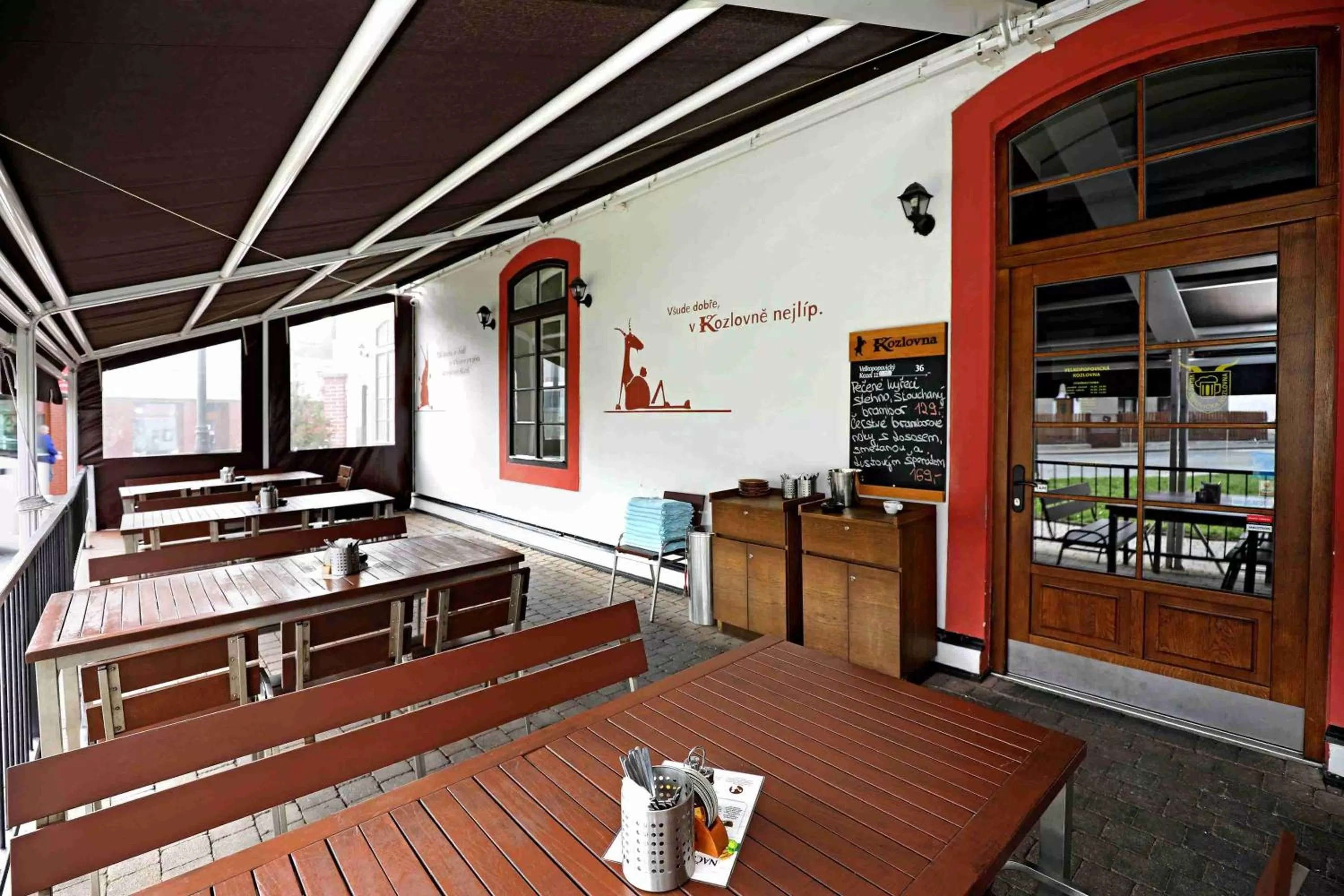 Restaurant/places to eat in Hotel u Ledu