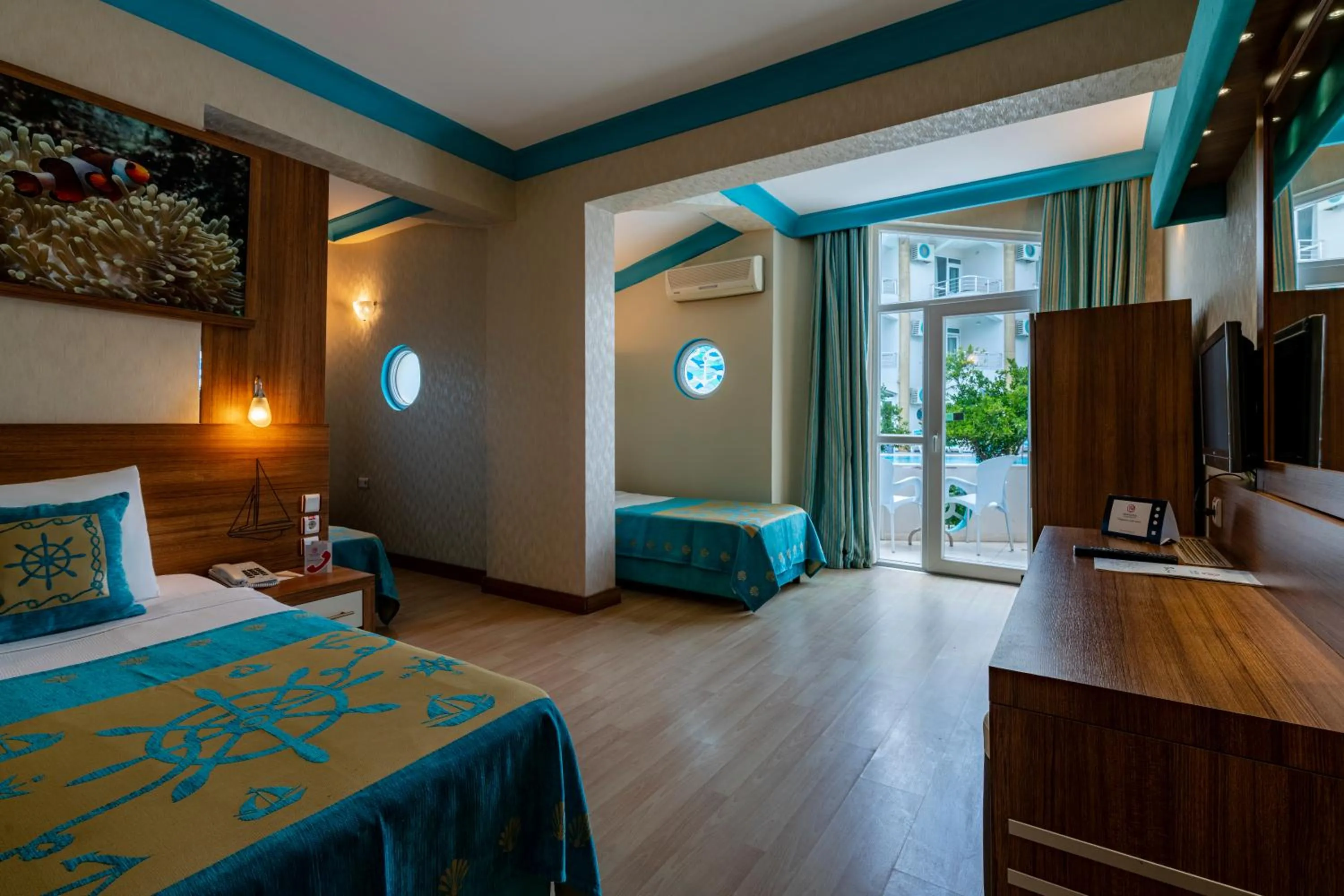 Bedroom, Bed in Miarosa Kemer Beach
