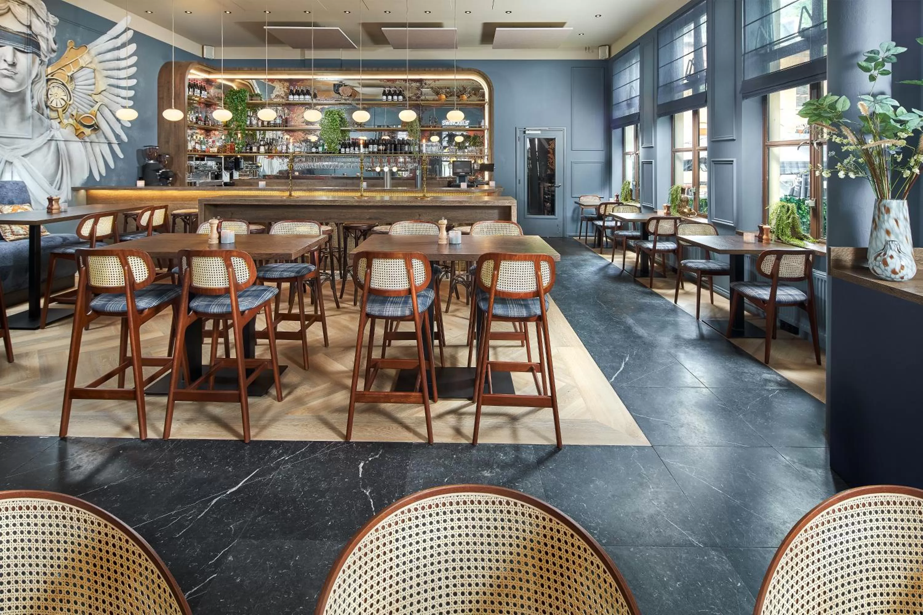 Restaurant/places to eat in Court Hotel Utrecht City Centre