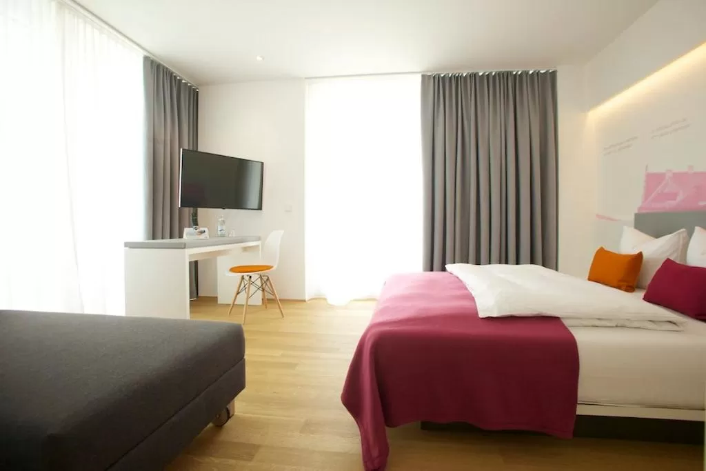 Photo of the whole room, Bed in Illertisser Hof