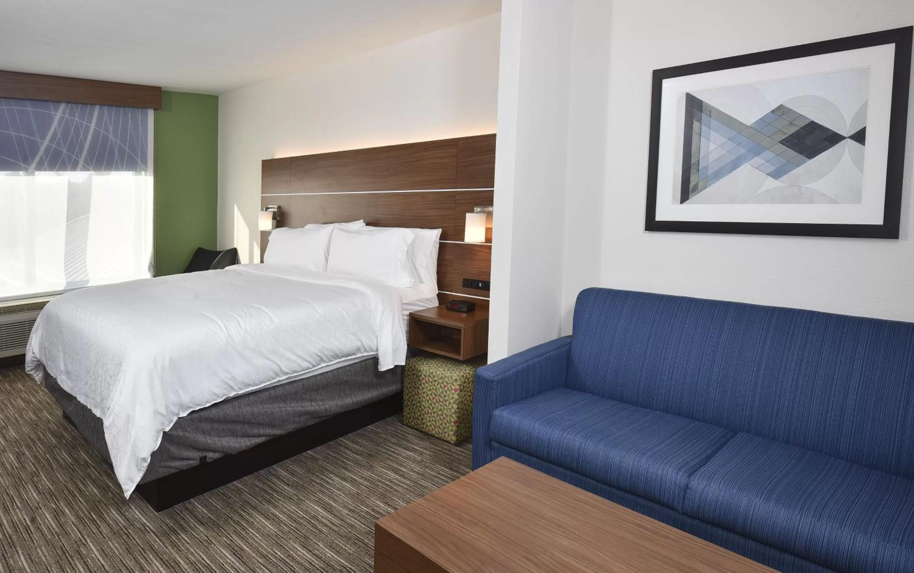 Bedroom, Bed in Holiday Inn Express Hotel & Suites Selma, an IHG Hotel