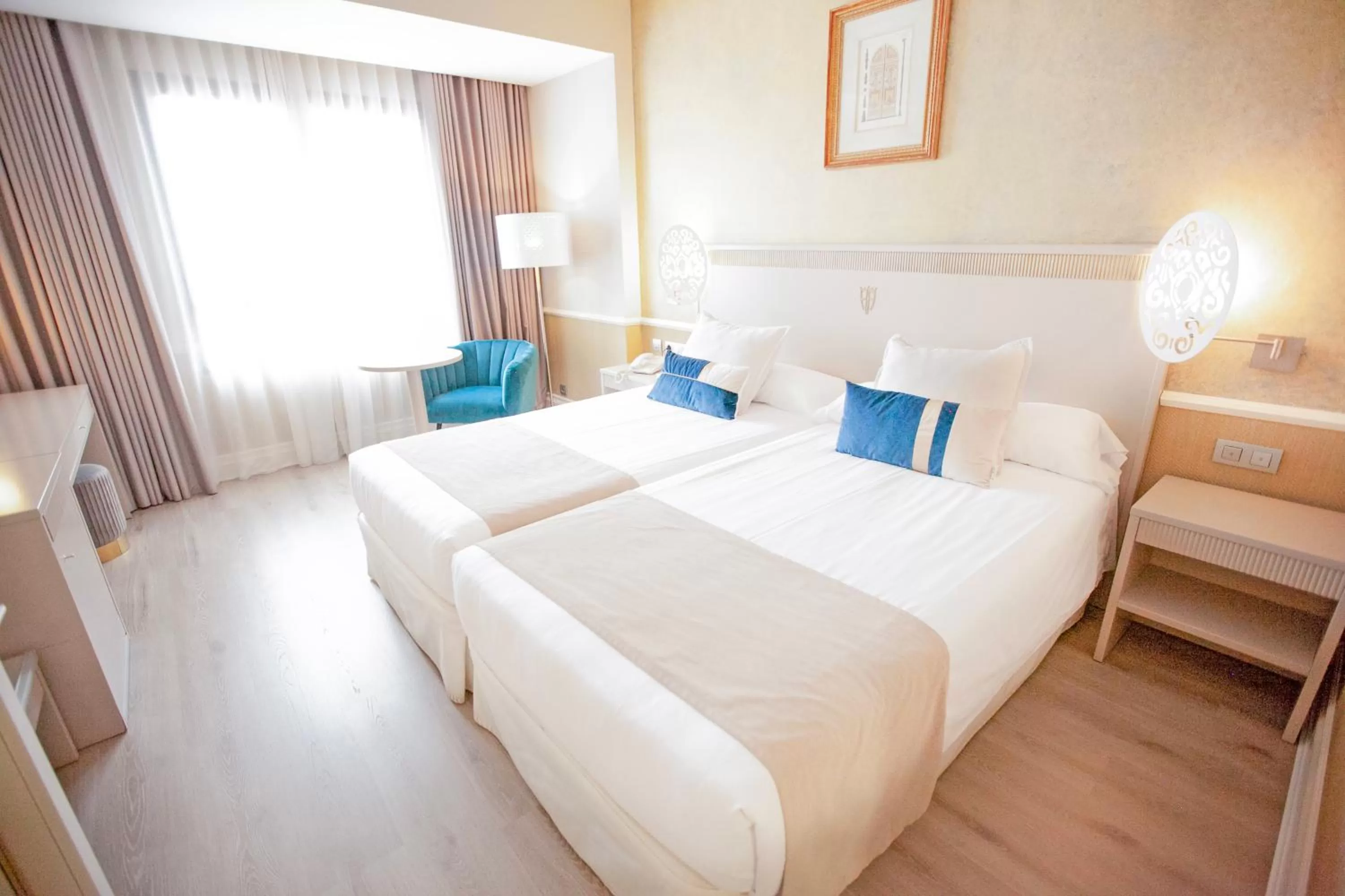 Bed in Hotel Alfonso VIII